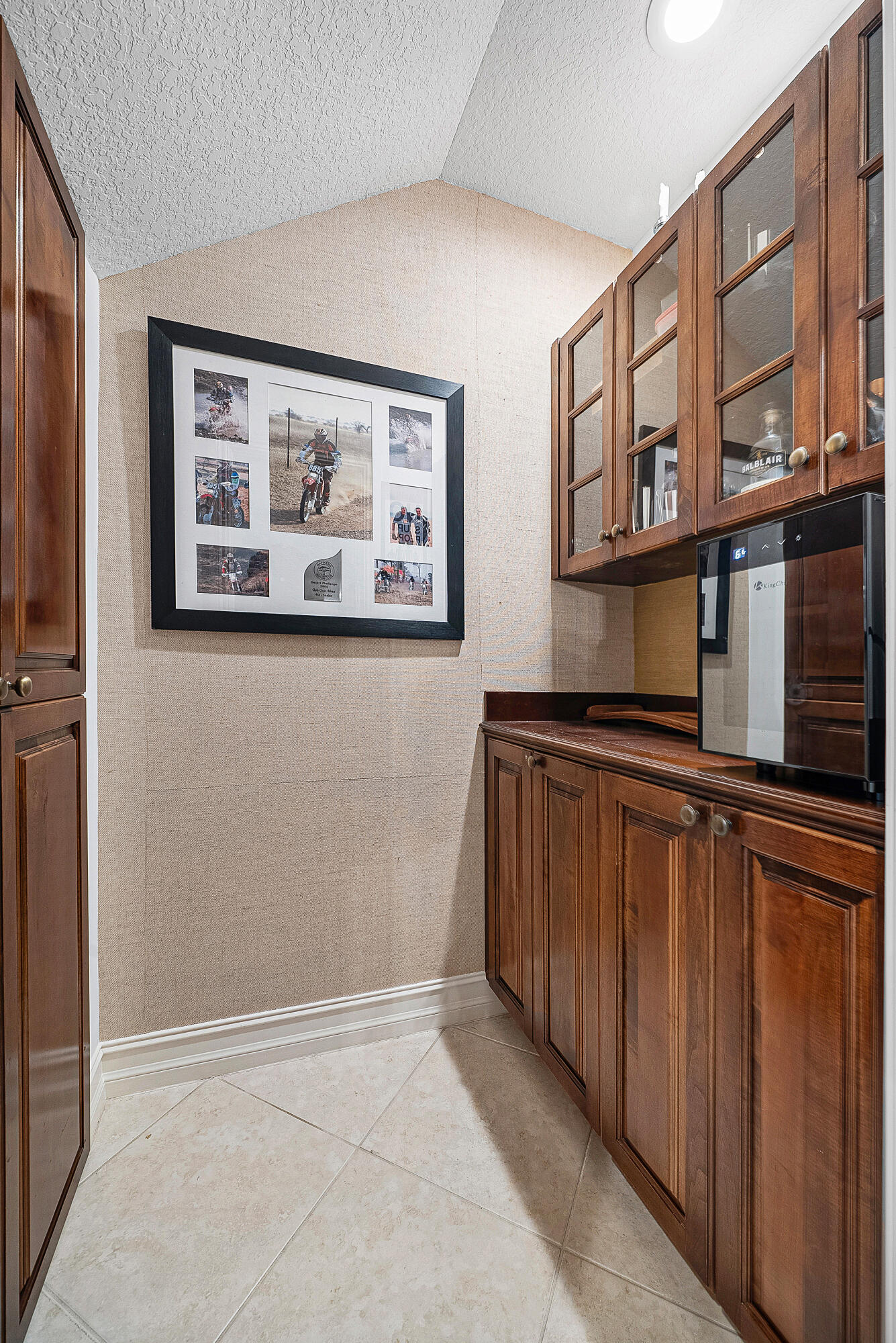 828 Estuary Way Property Photo 12