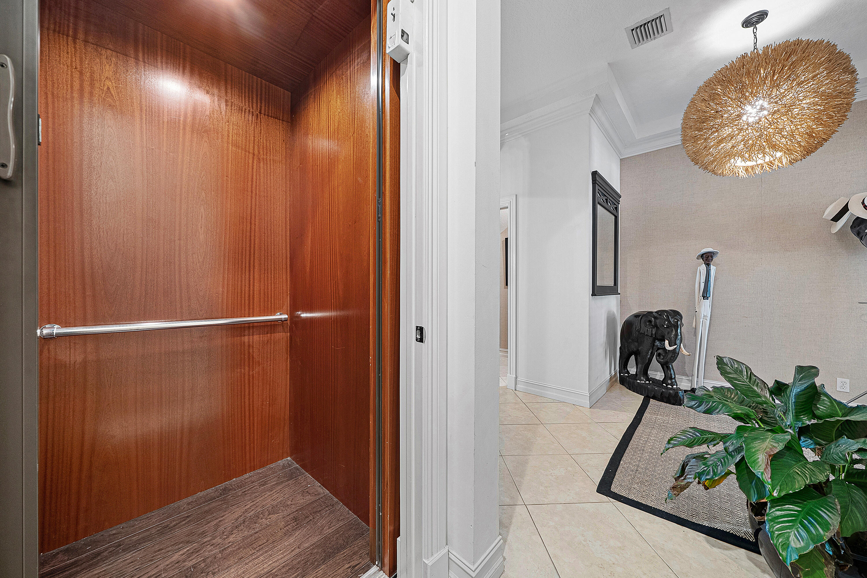 828 Estuary Way Property Photo 19