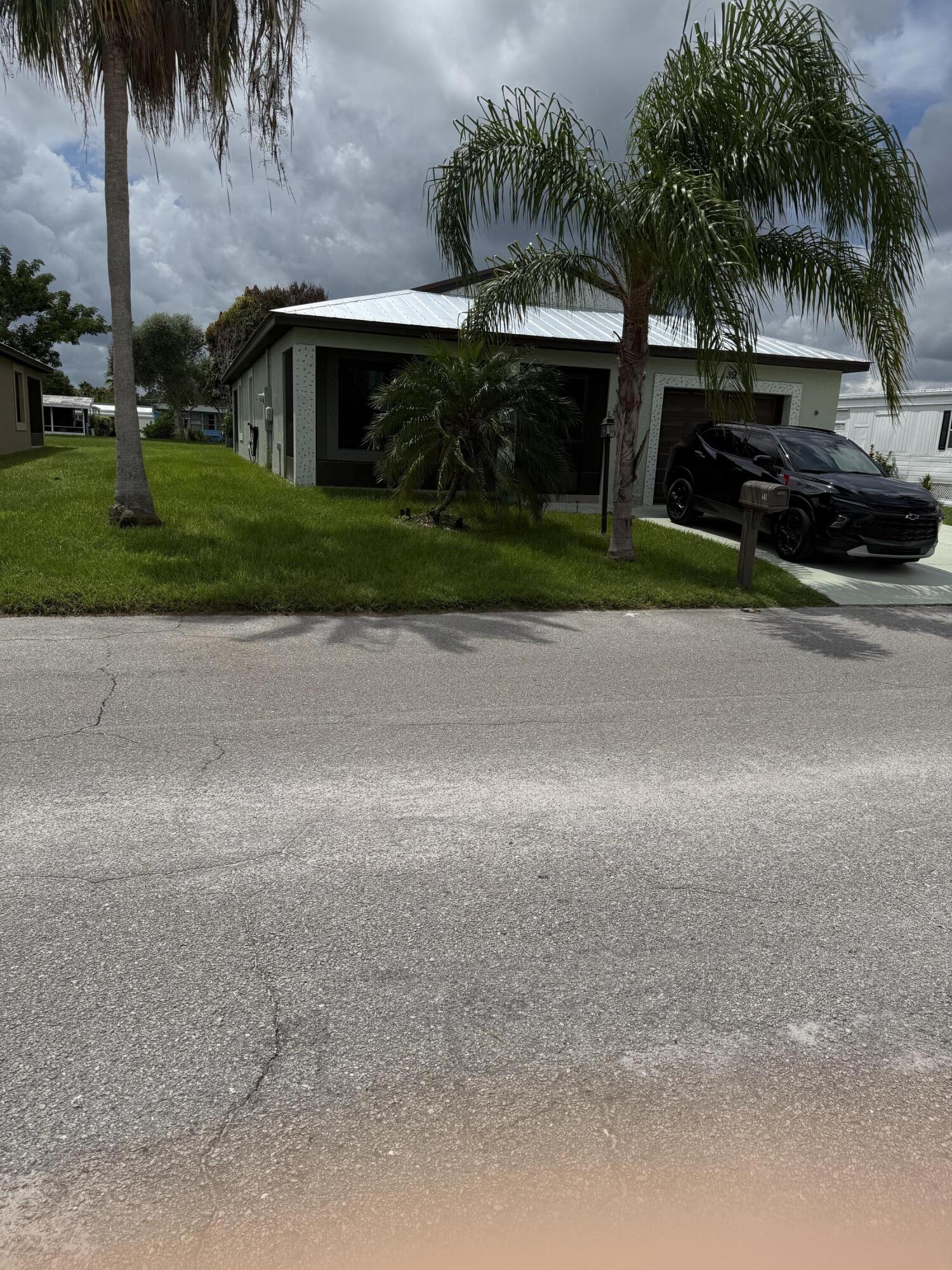 59 El Camino Real Property Photo 2