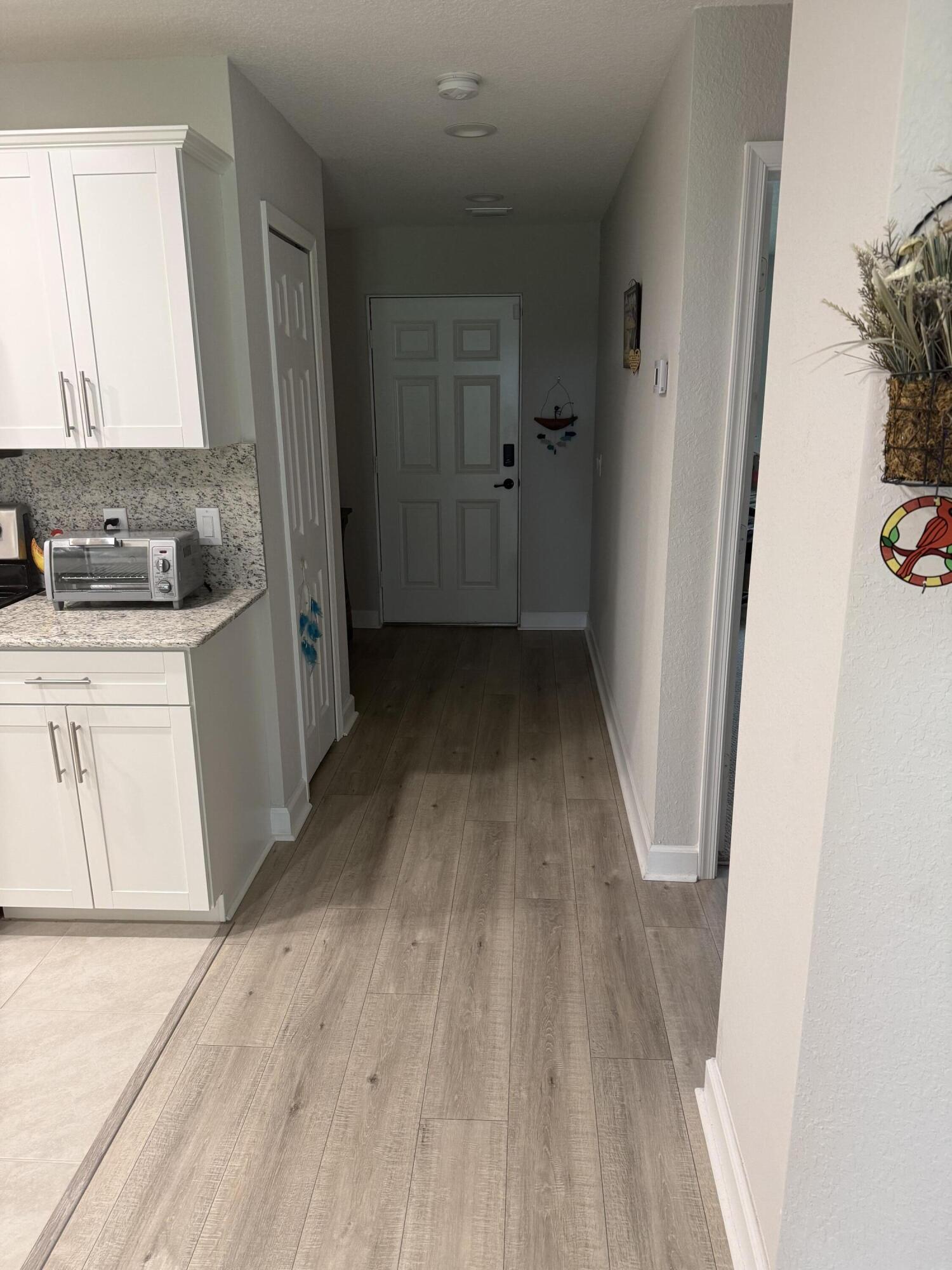 59 El Camino Real Property Photo 4