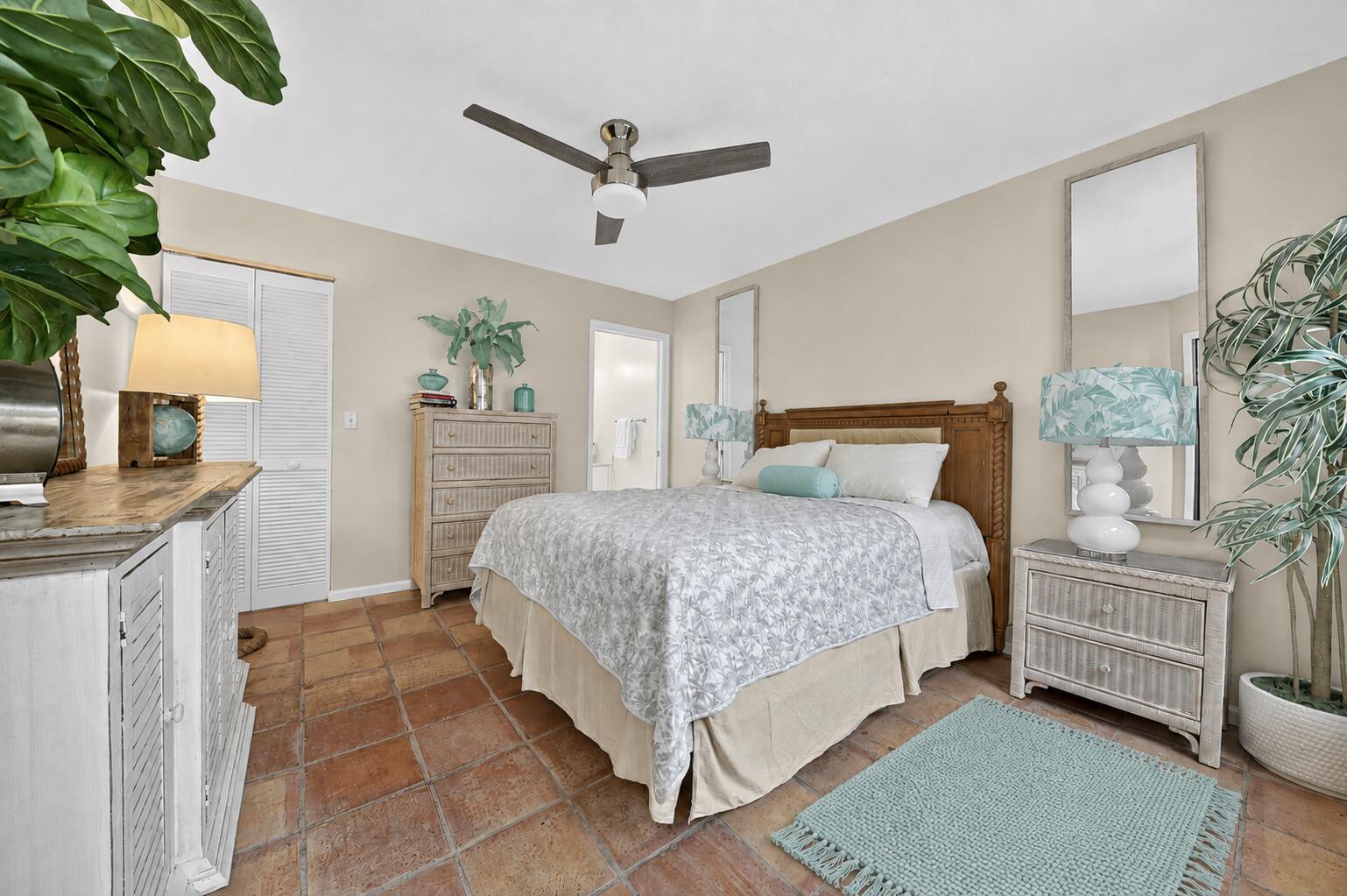 2865 N Clearbrook Circle N Property Photo 10