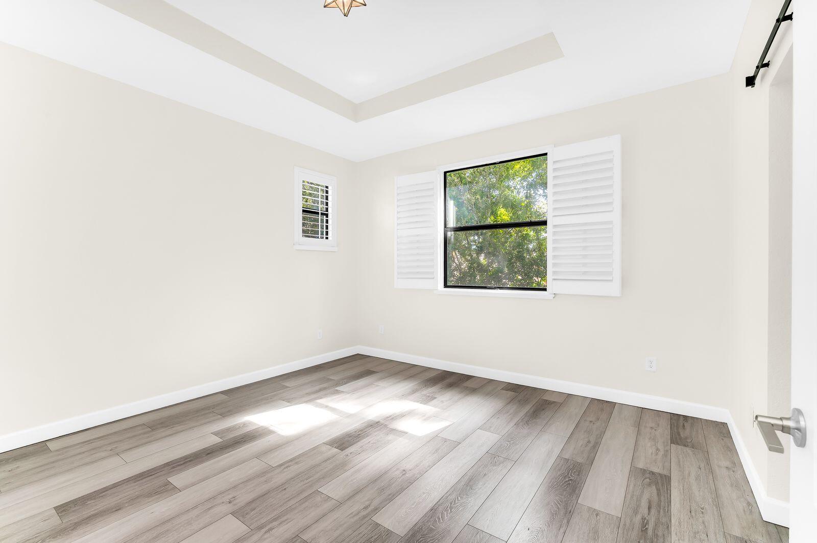 12822 Anthorne Lane Property Photo 19