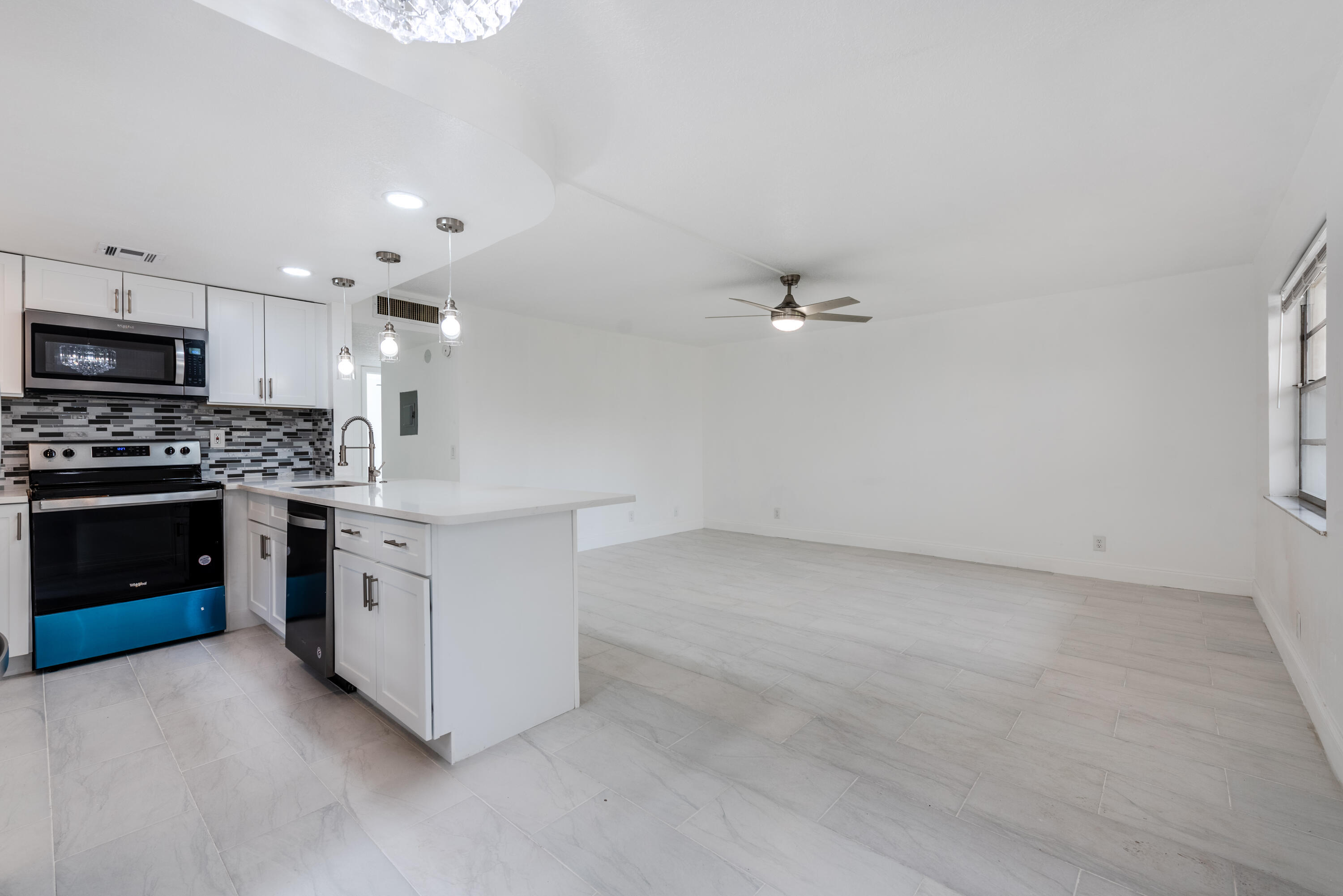 108 Normandy C Lane Property Photo 7