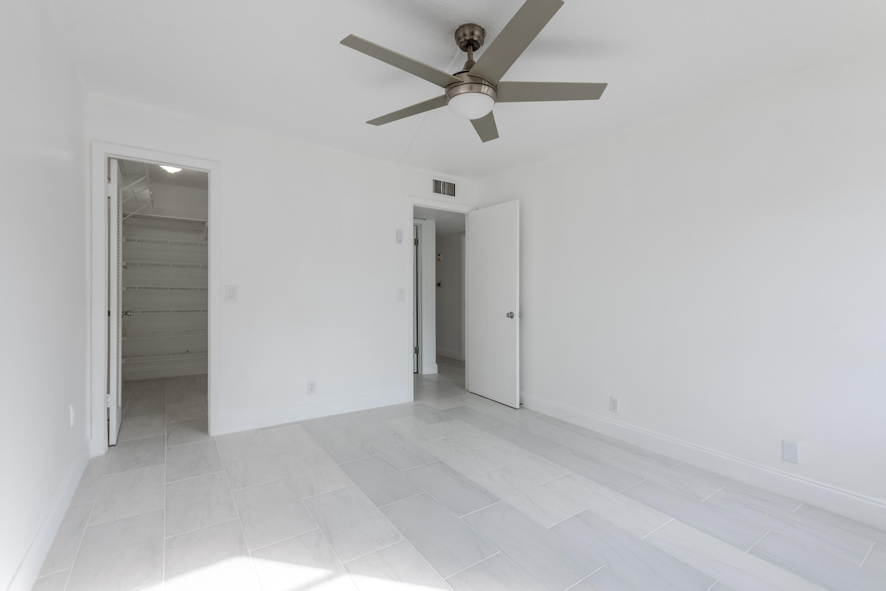 108 Normandy C Lane Property Photo 12