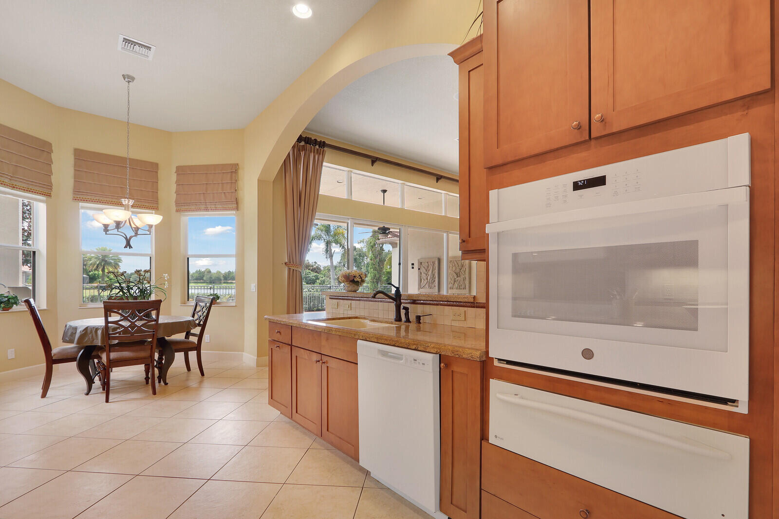 9885 Sw Torriente Lane Property Photo 10