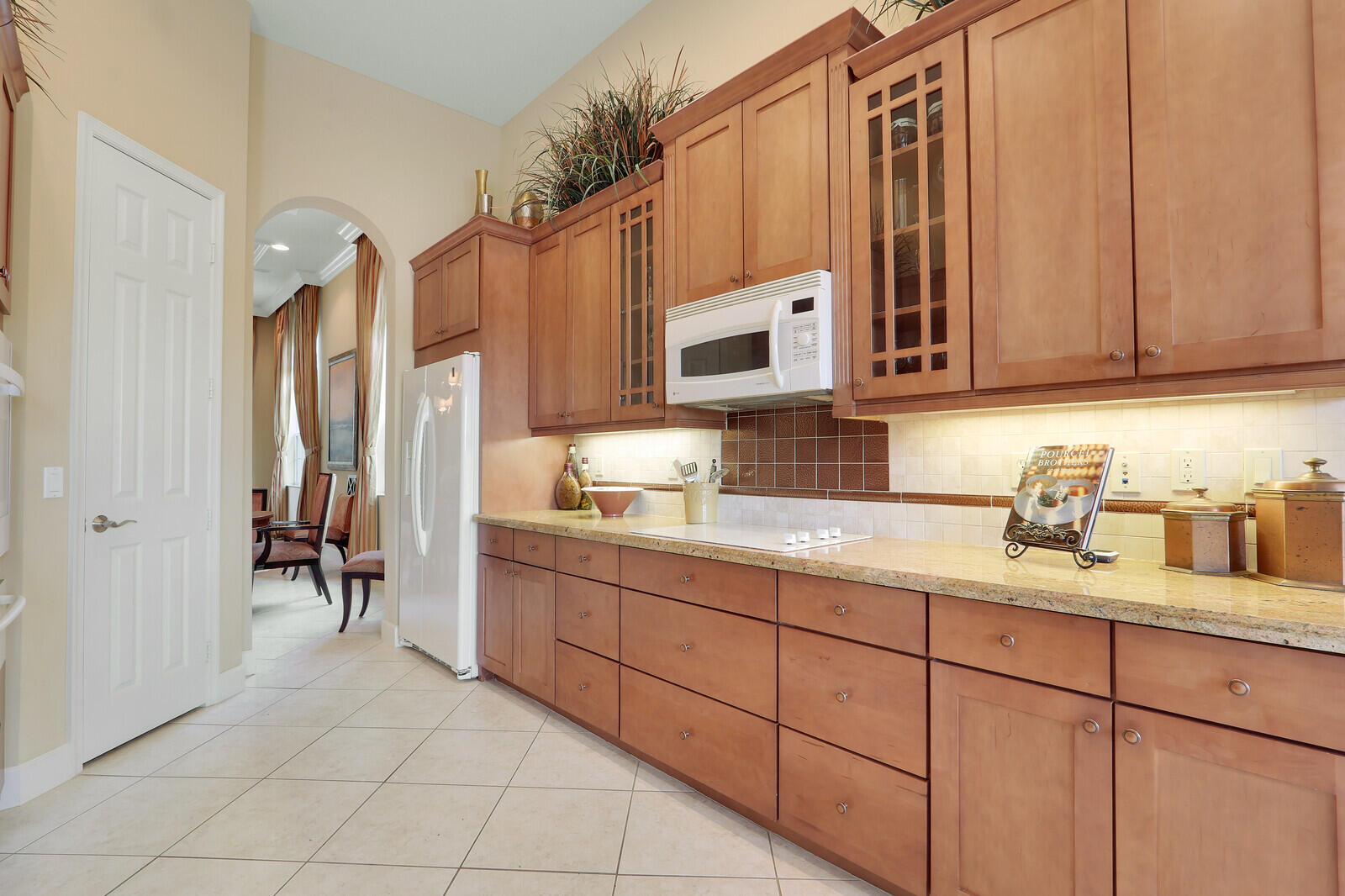 9885 Sw Torriente Lane Property Photo 12