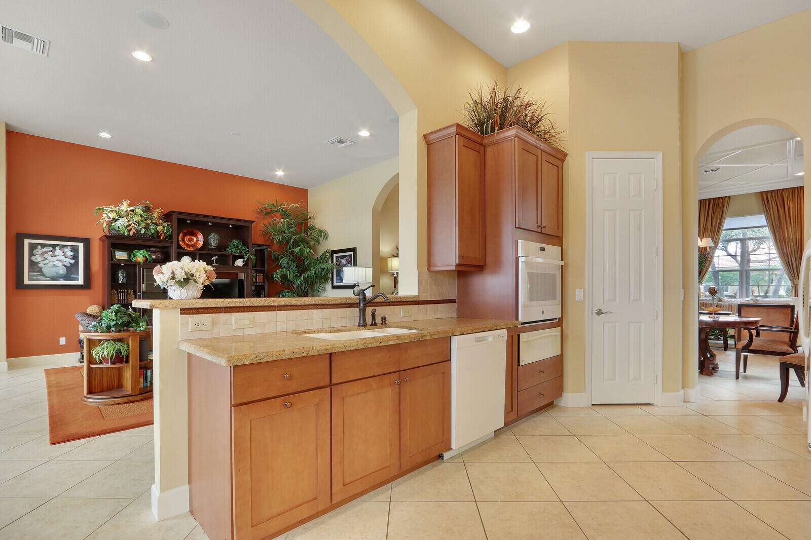 9885 Sw Torriente Lane Property Photo 13