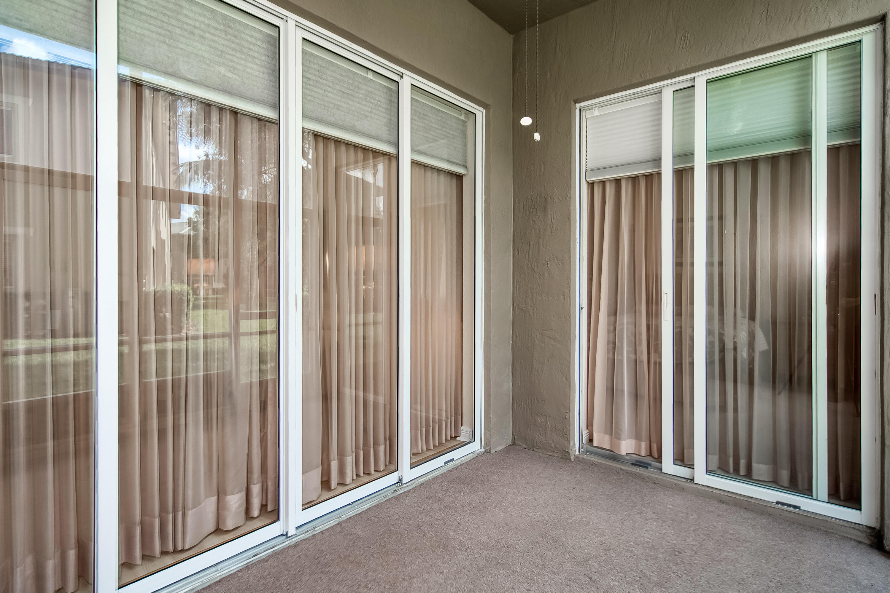 7927 Exeter Boulevard E Property Photo 34