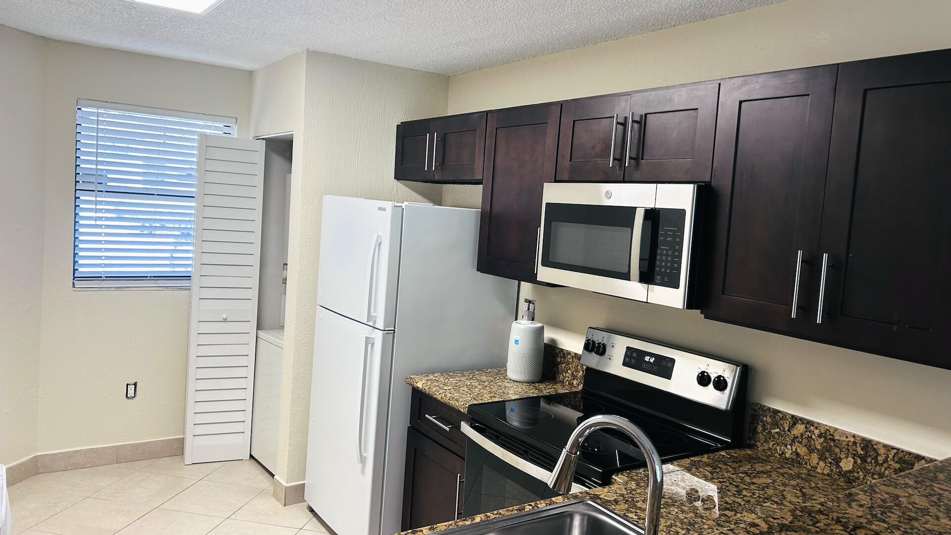 9938 Nob Hill Lane 9938 Property Photo 37