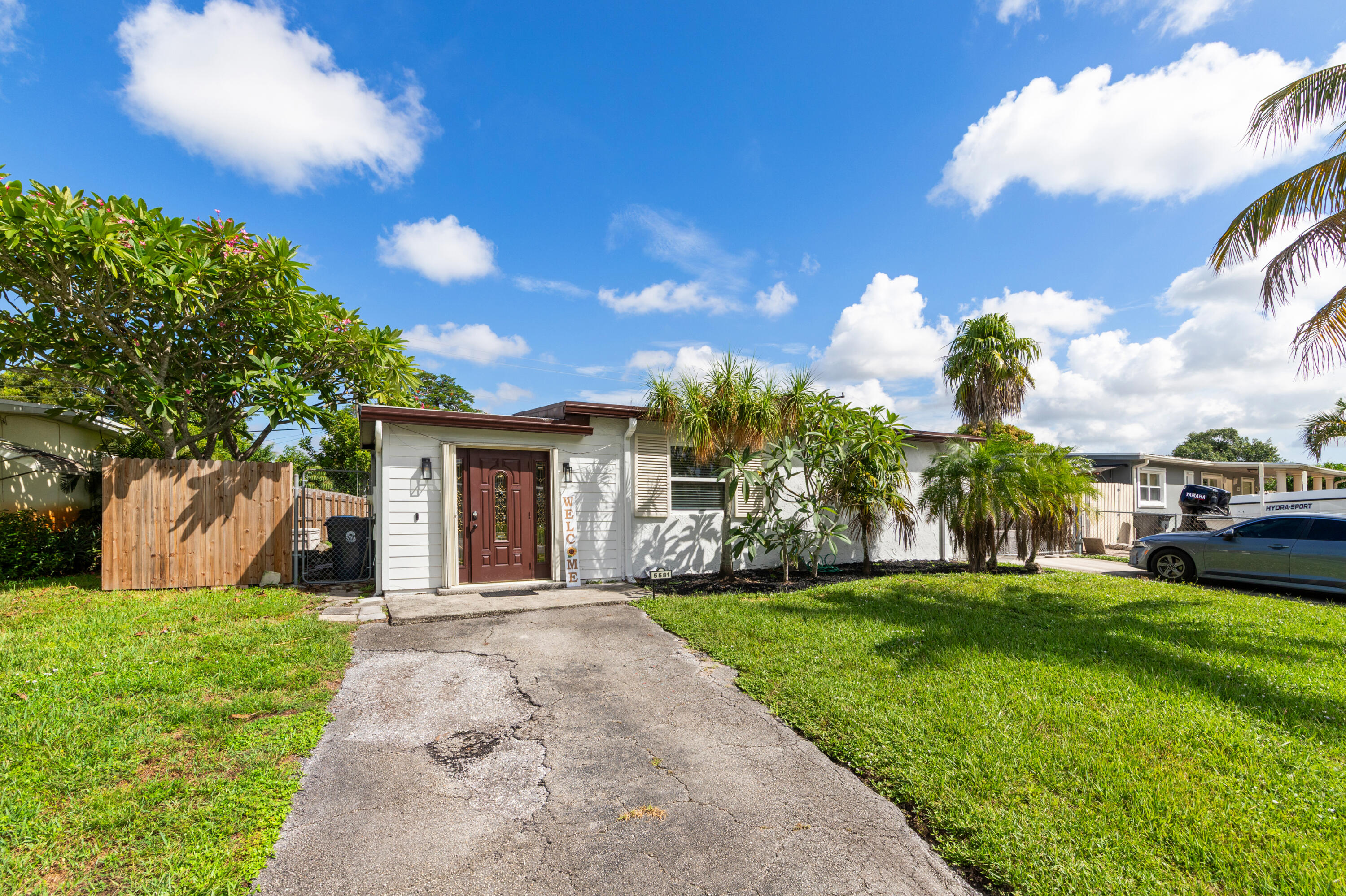 5581 Calico Road Property Photo 2