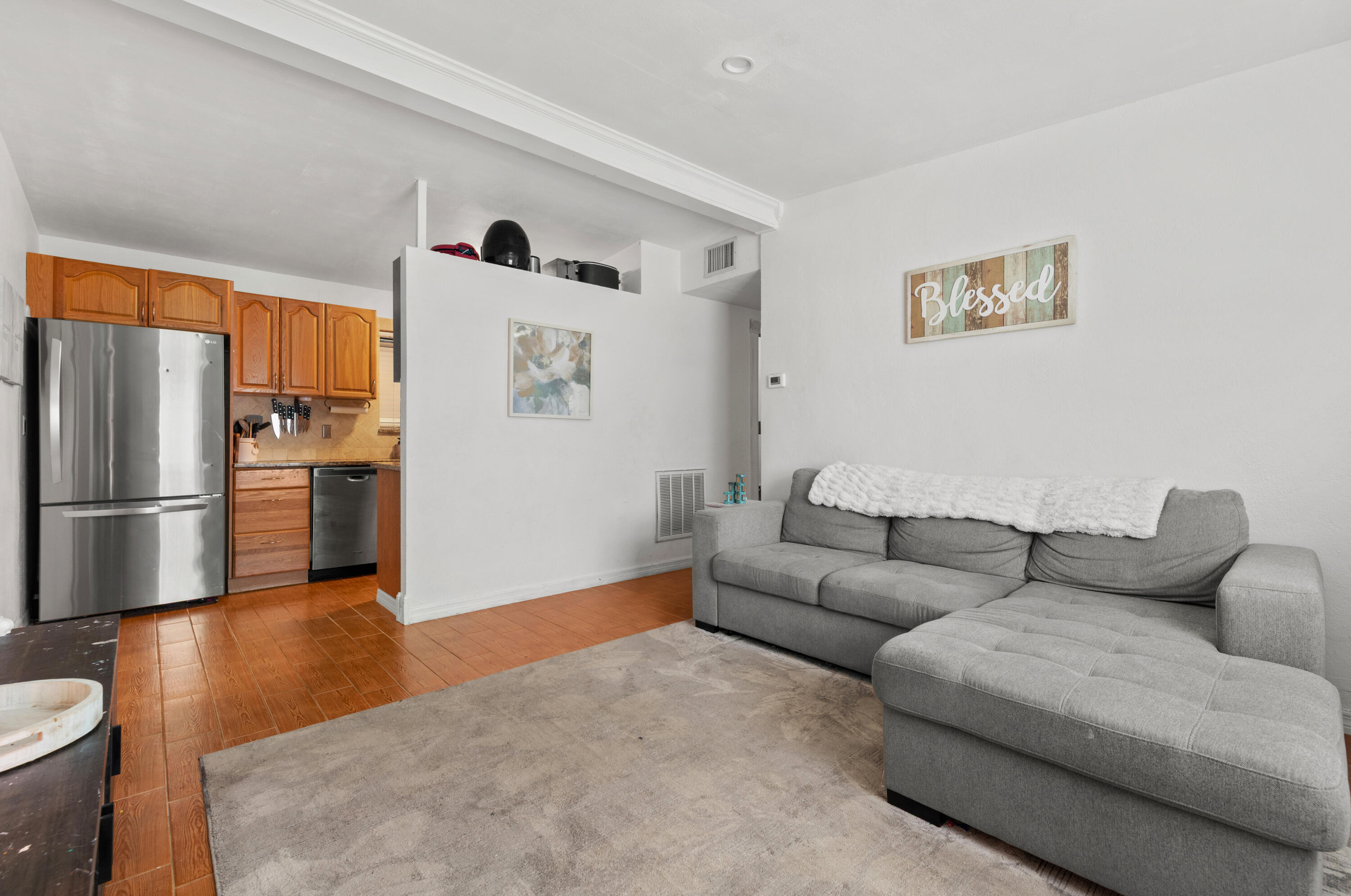 5581 Calico Road Property Photo 8
