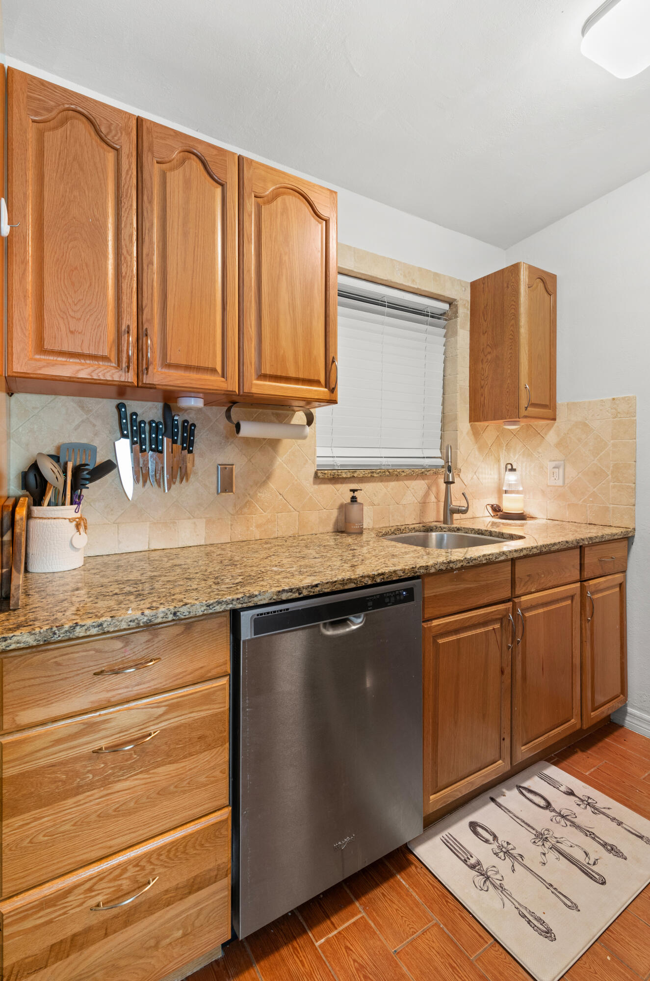 5581 Calico Road Property Photo 11