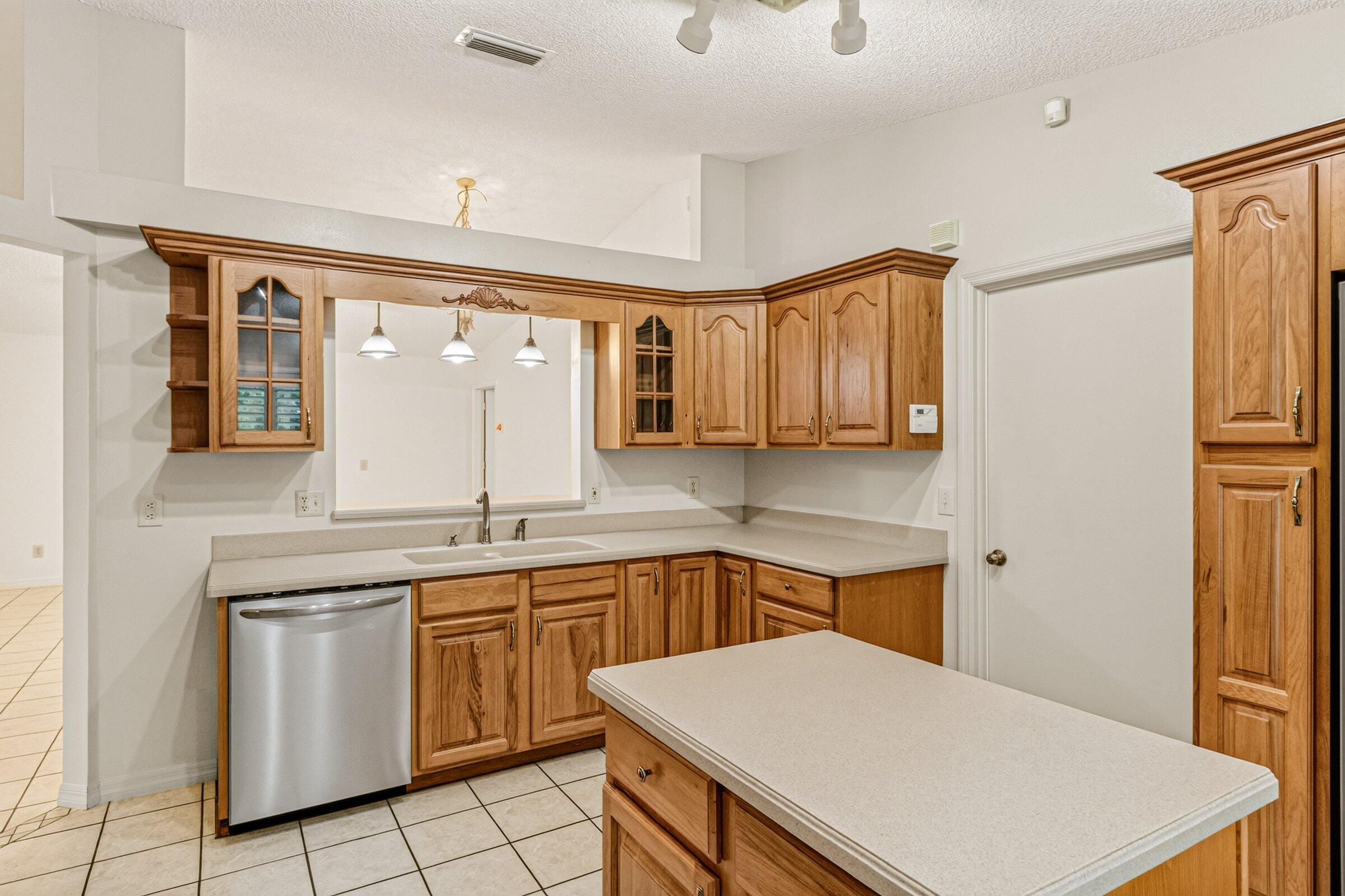 491 Carpenter Avenue Nw Property Photo 18