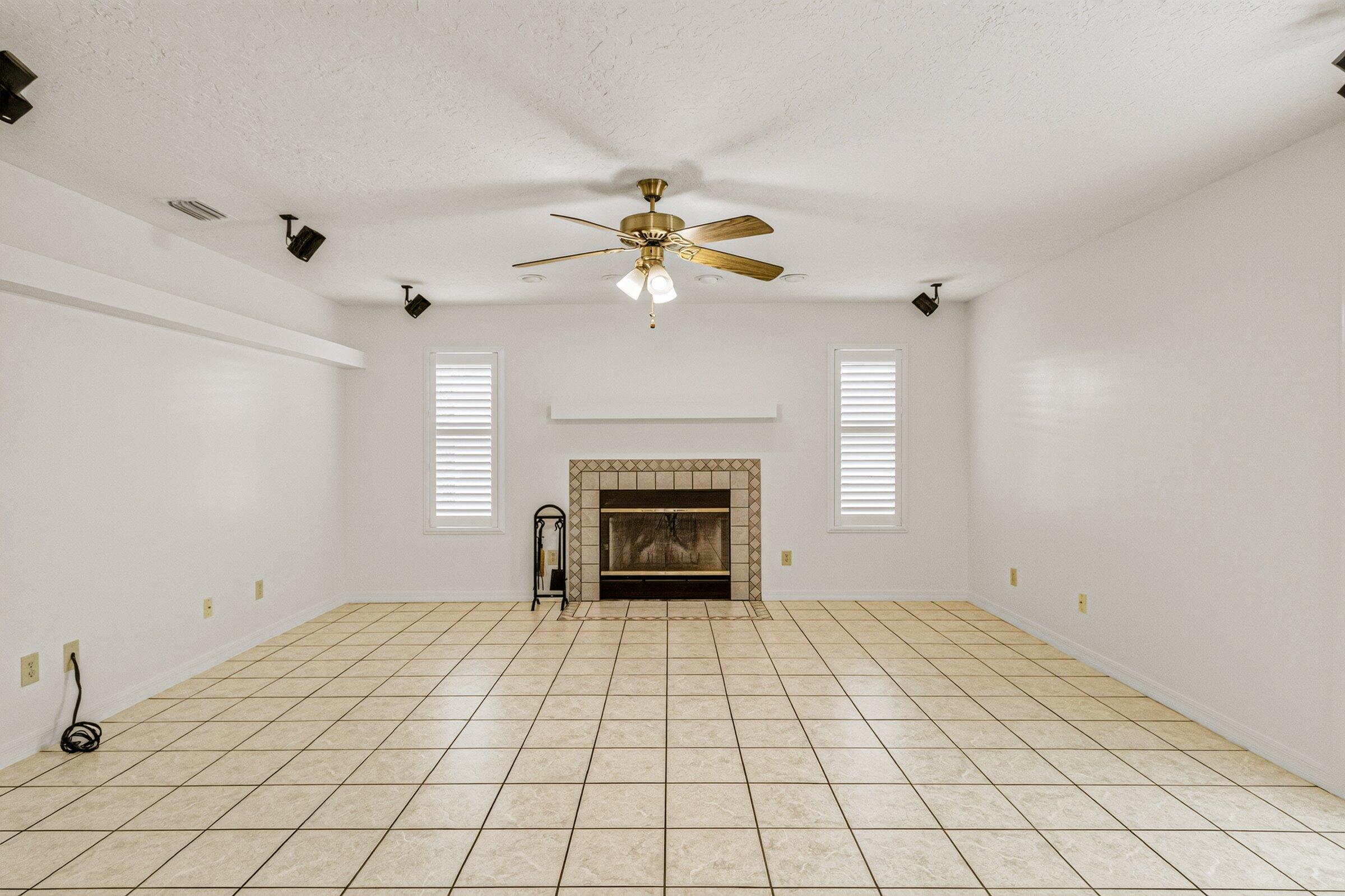 491 Carpenter Avenue Nw Property Photo 23
