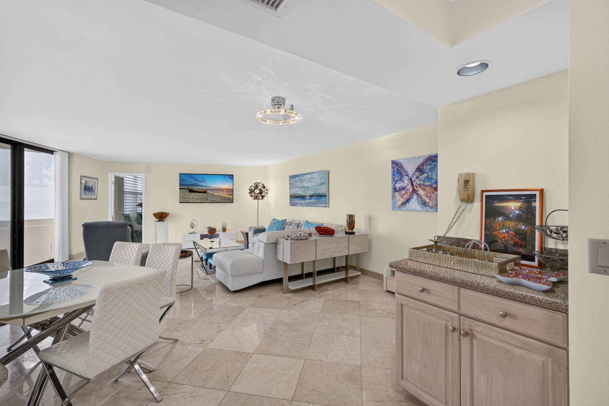 2800 N Ocean Drive A-10d Property Photo 7