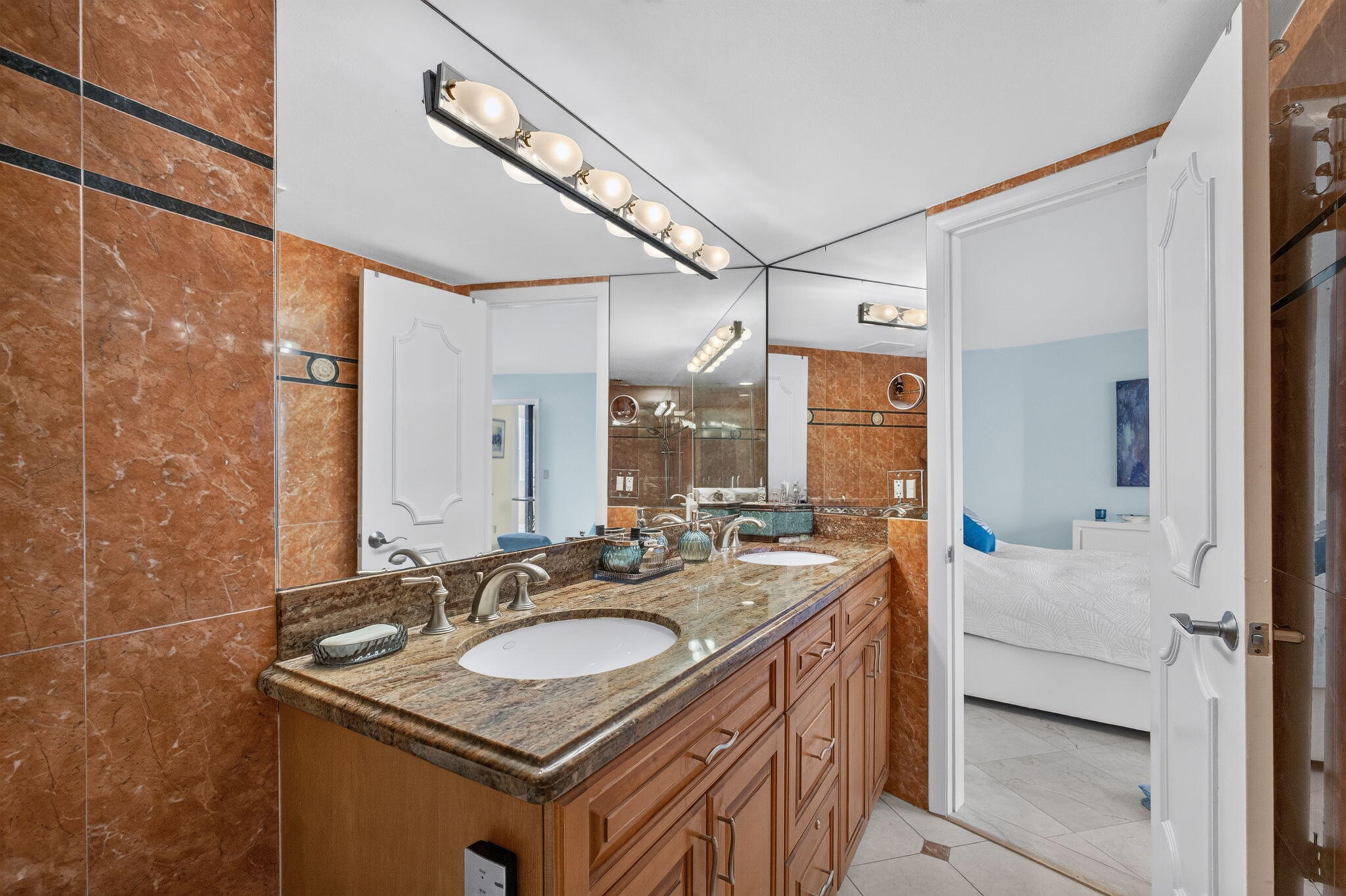 2800 N Ocean Drive A-10d Property Photo 25