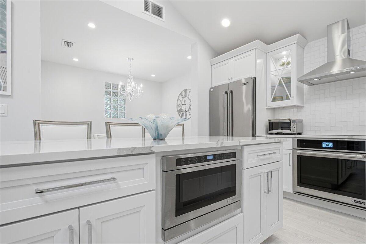 20220 Boca West Drive 403 Property Photo 5