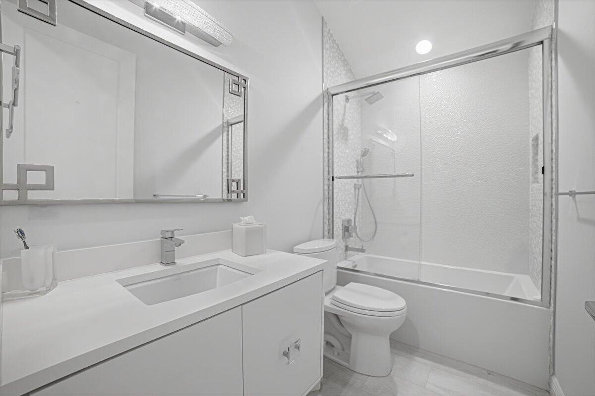 20220 Boca West Drive 403 Property Photo 25