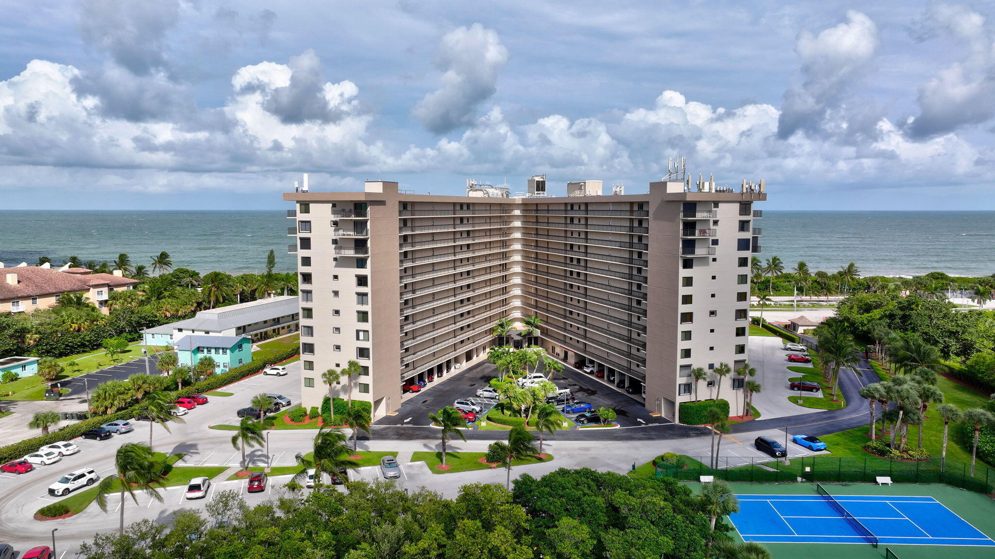 801 S OCEAN Drive PH207 Property Photo 1
