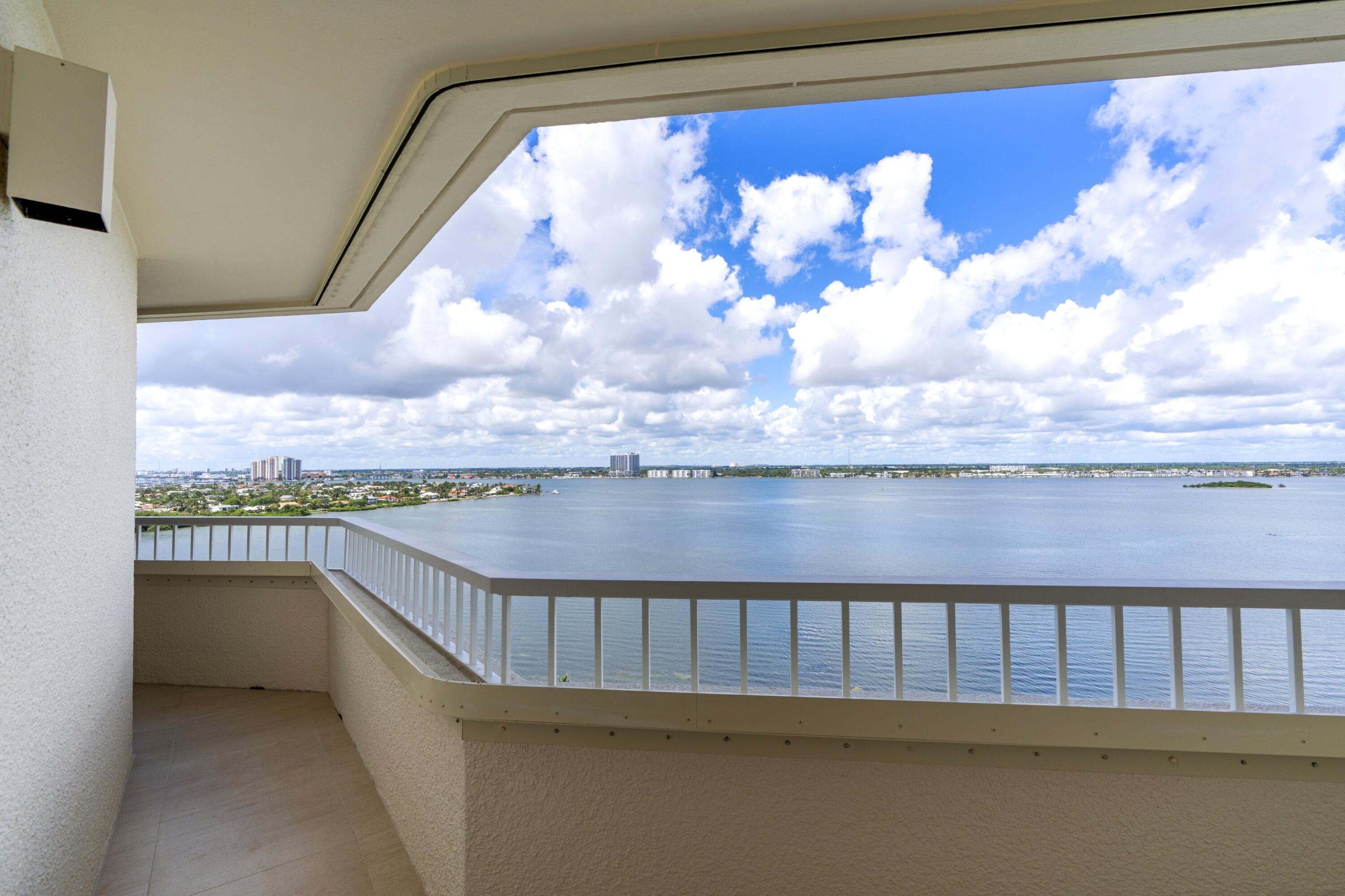 5080 N Ocean Drive 12c Property Photo 5