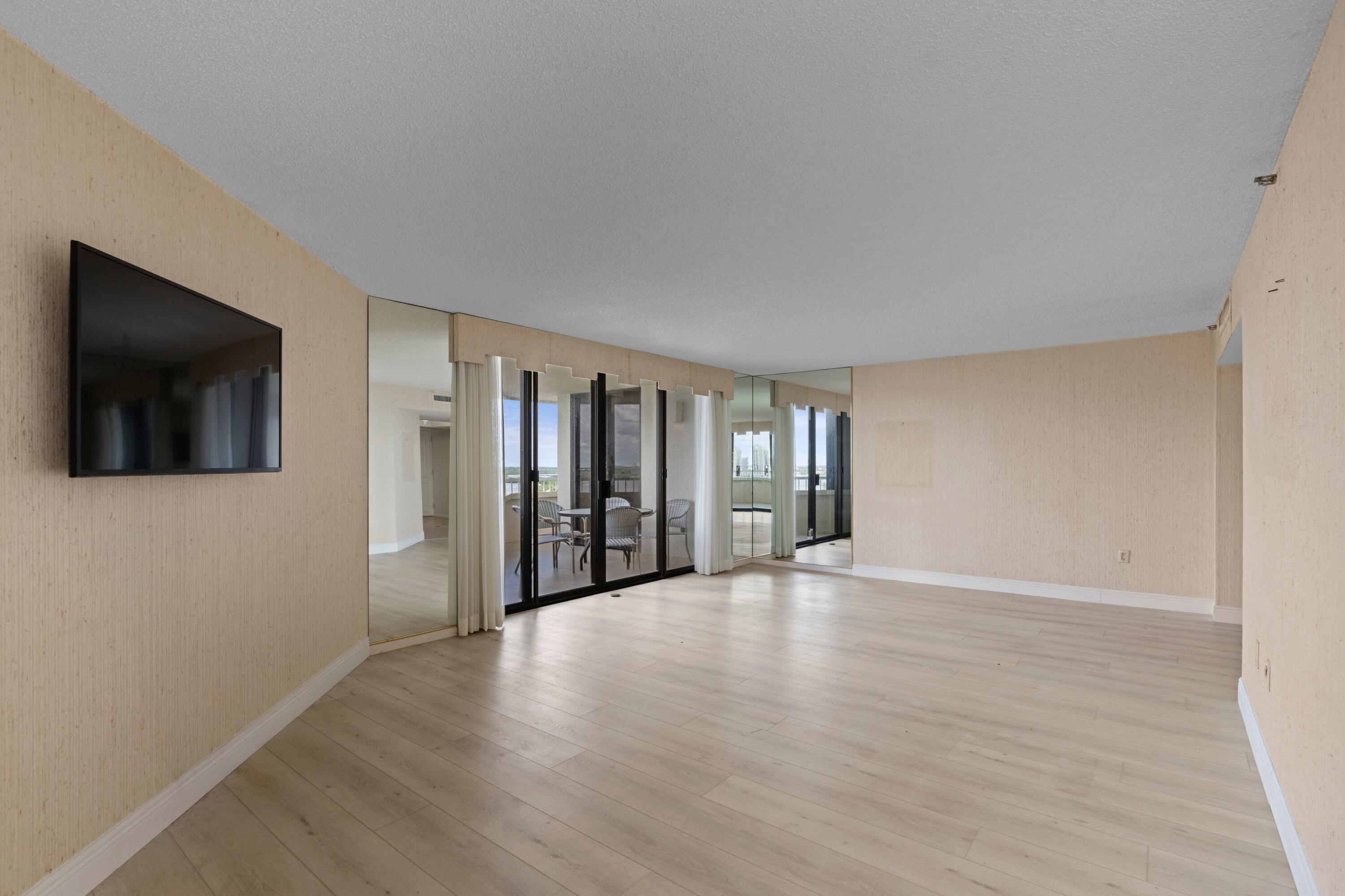 5080 N Ocean Drive 12c Property Photo 11