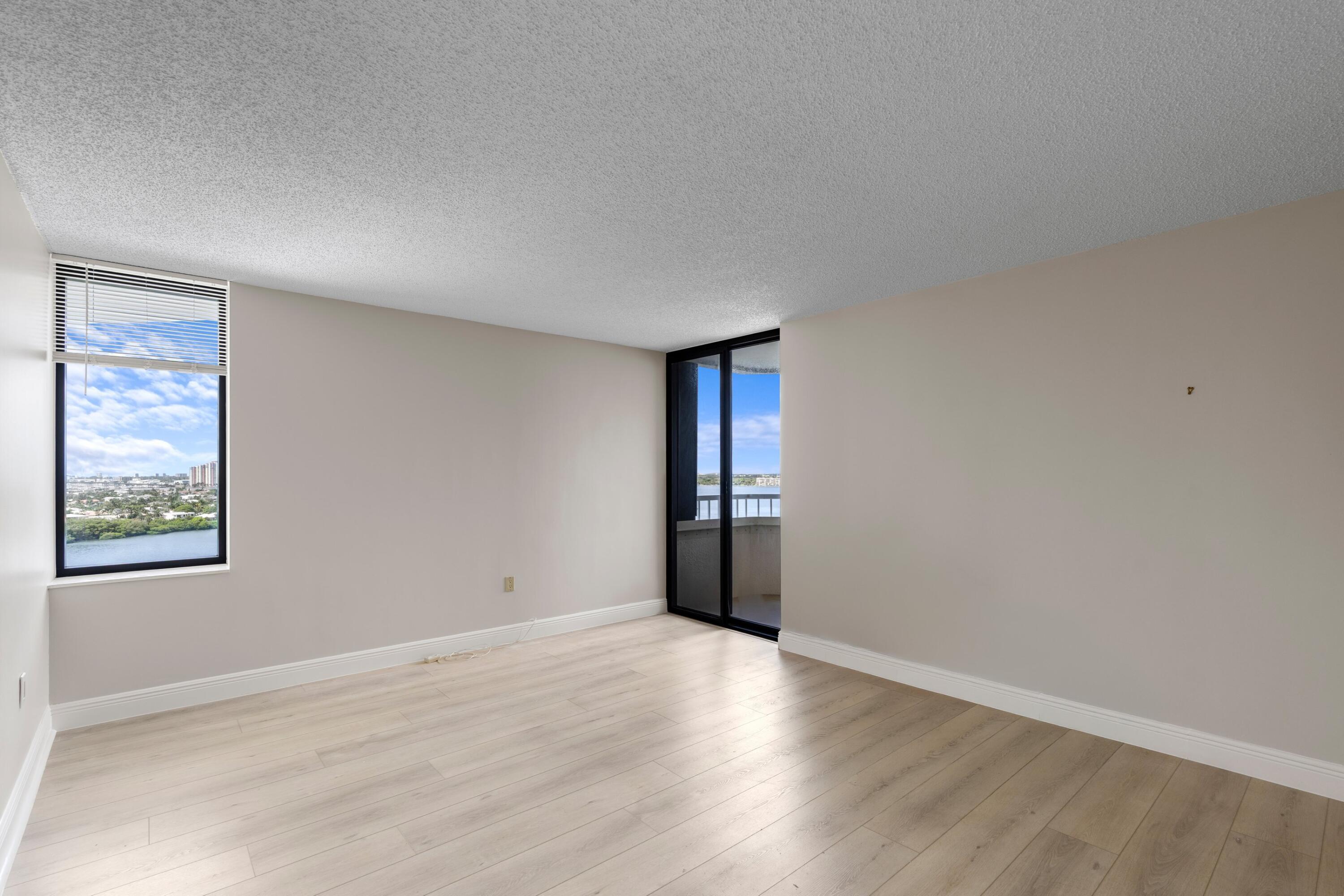 5080 N Ocean Drive 12c Property Photo 17