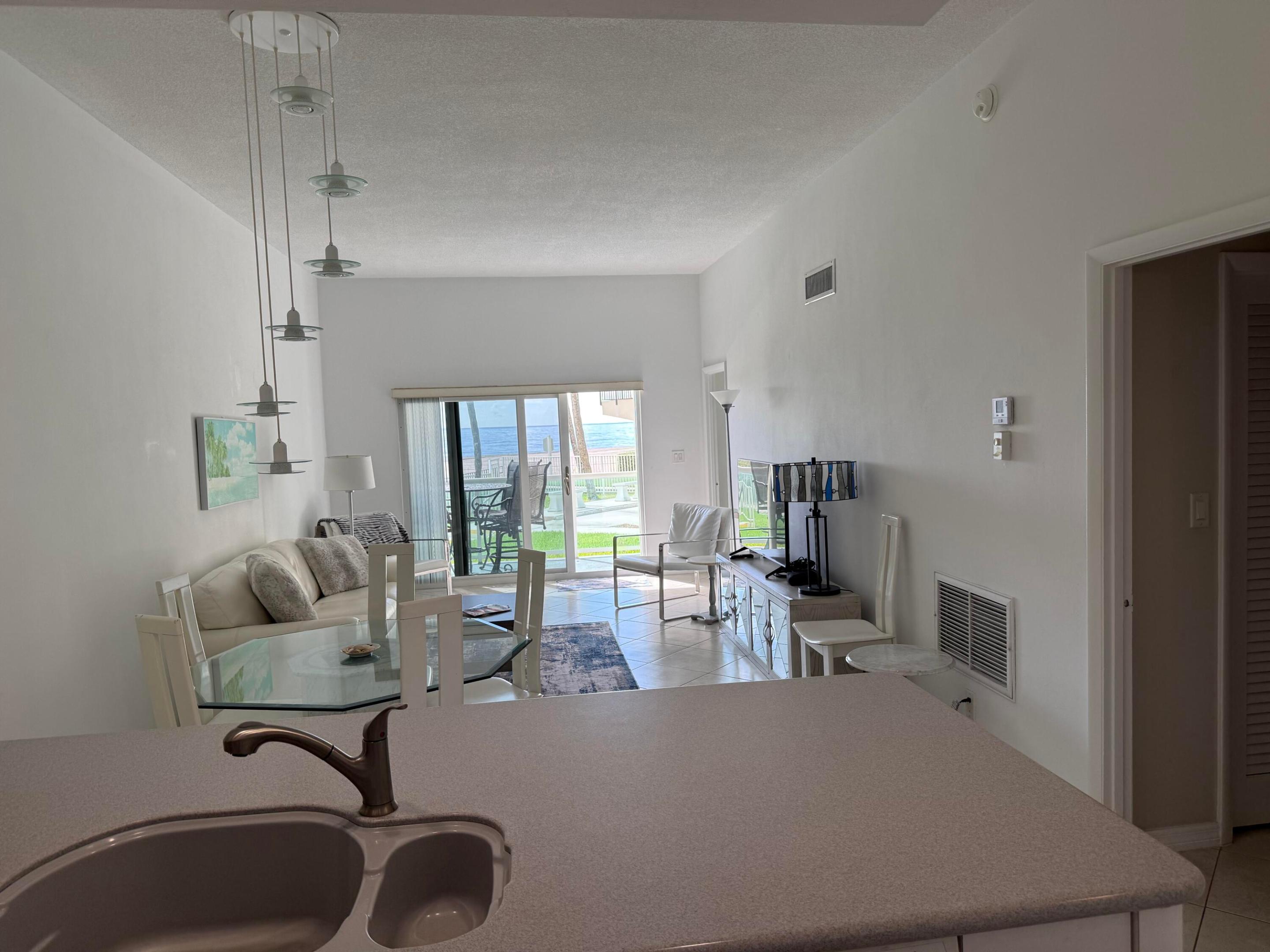 6000 N Ocean Blvd 1d Property Photo 12