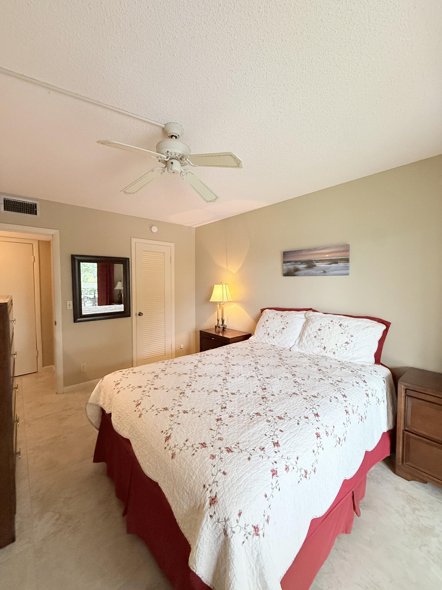 4015 Islewood D Property Photo 21