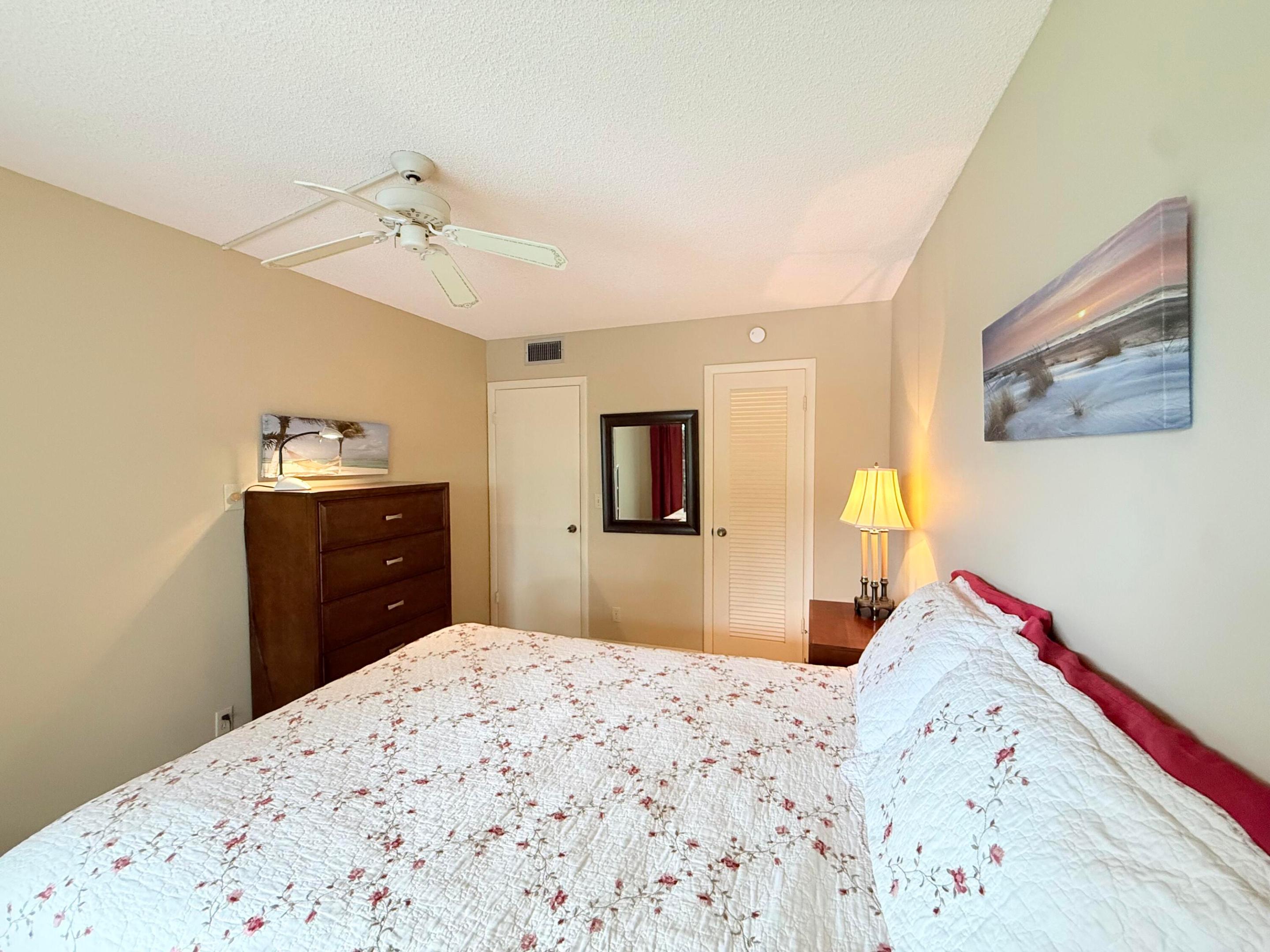 4015 Islewood D Property Photo 22