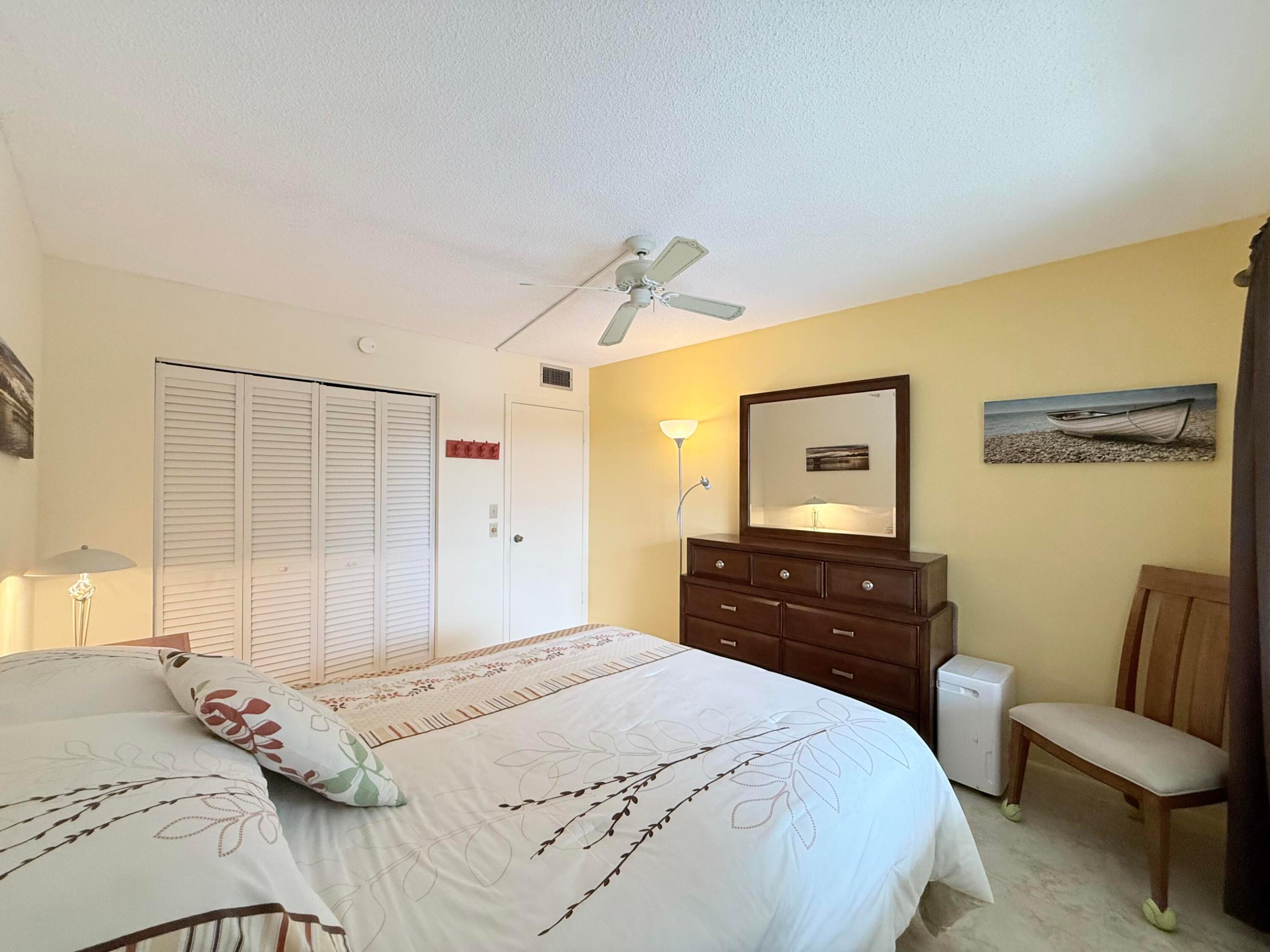 4015 Islewood D Property Photo 29