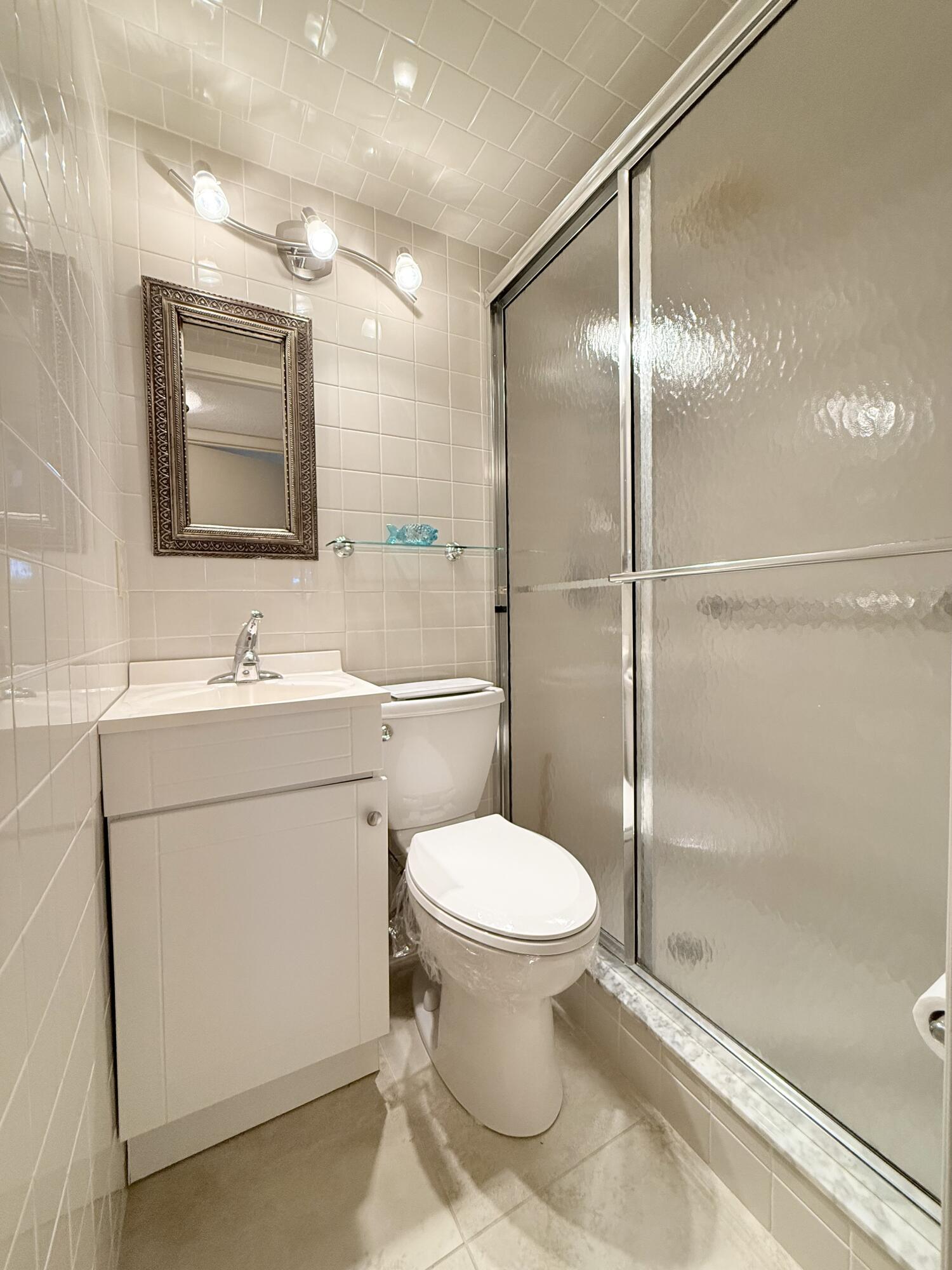 4015 Islewood D Property Photo 32
