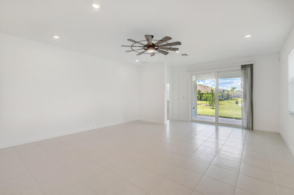 1267 Tangled Orchard Trace Property Photo 7