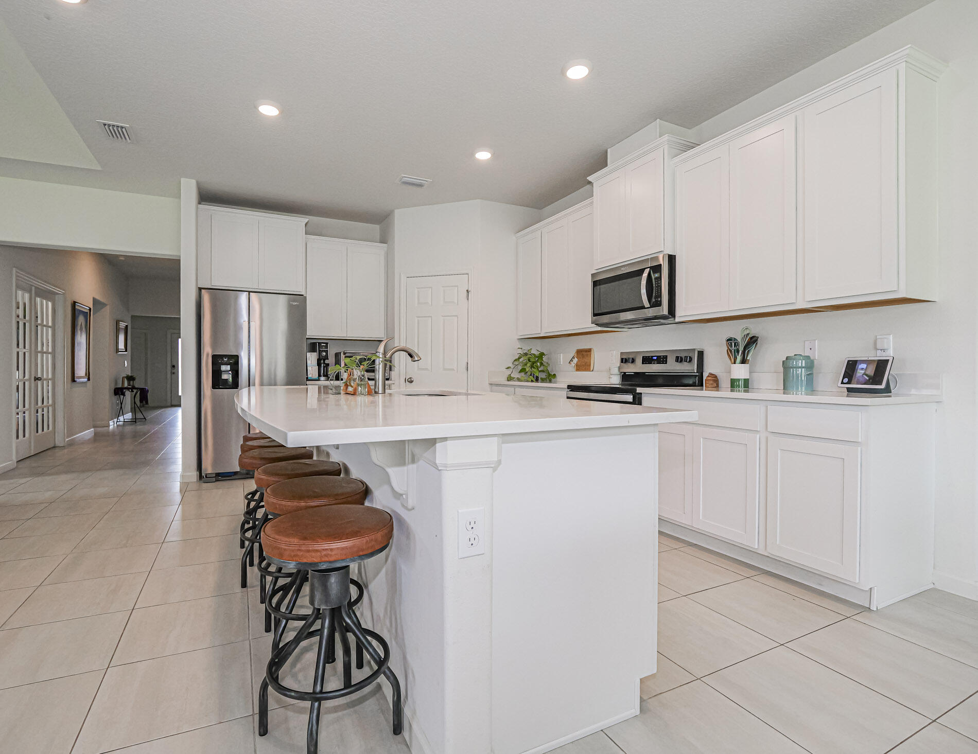80 52nd Square Property Photo 15