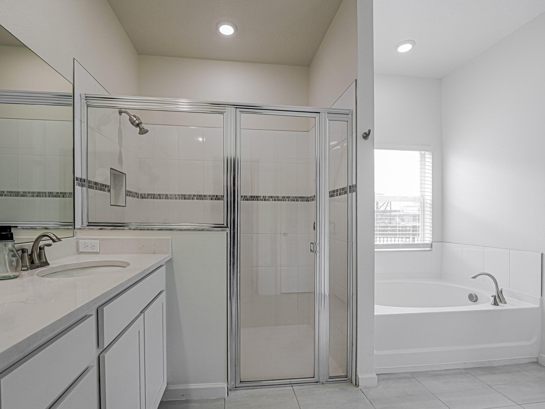 80 52nd Square Property Photo 25