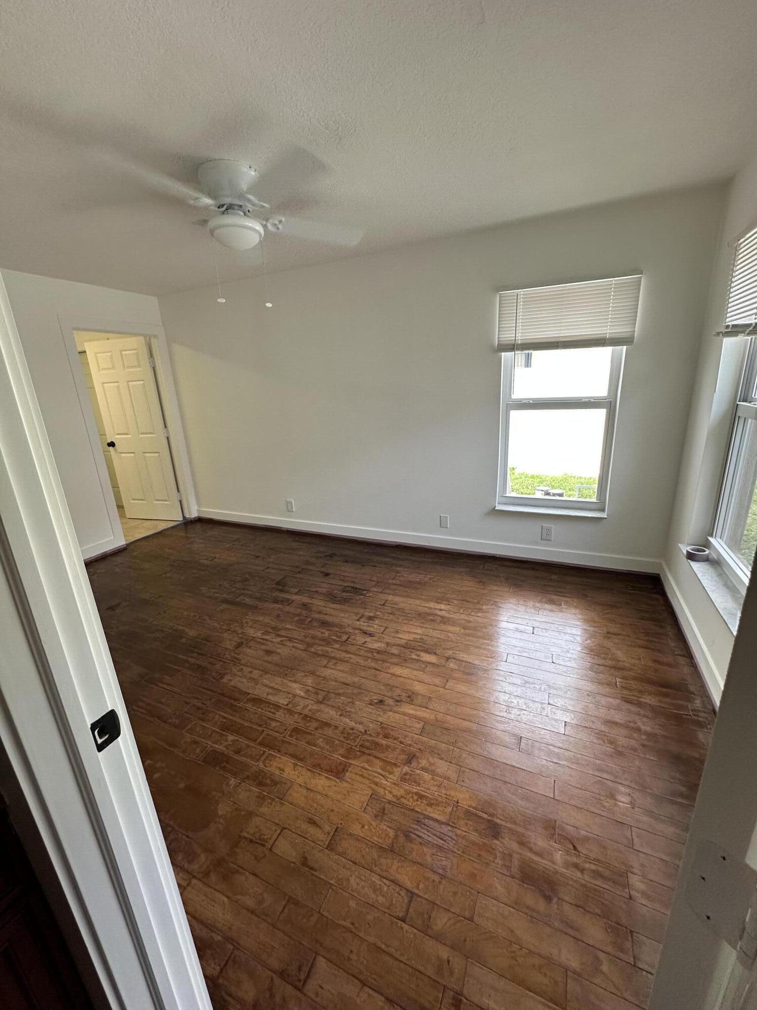 1111 Douglass Avenue Property Photo 8