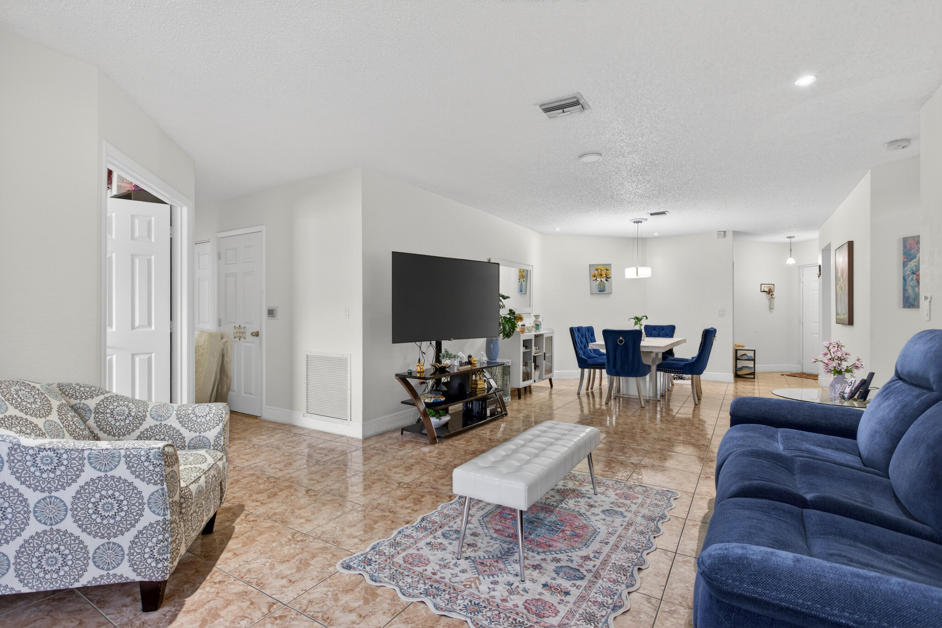 4151 Coral Tree Circle 251 Property Photo 18