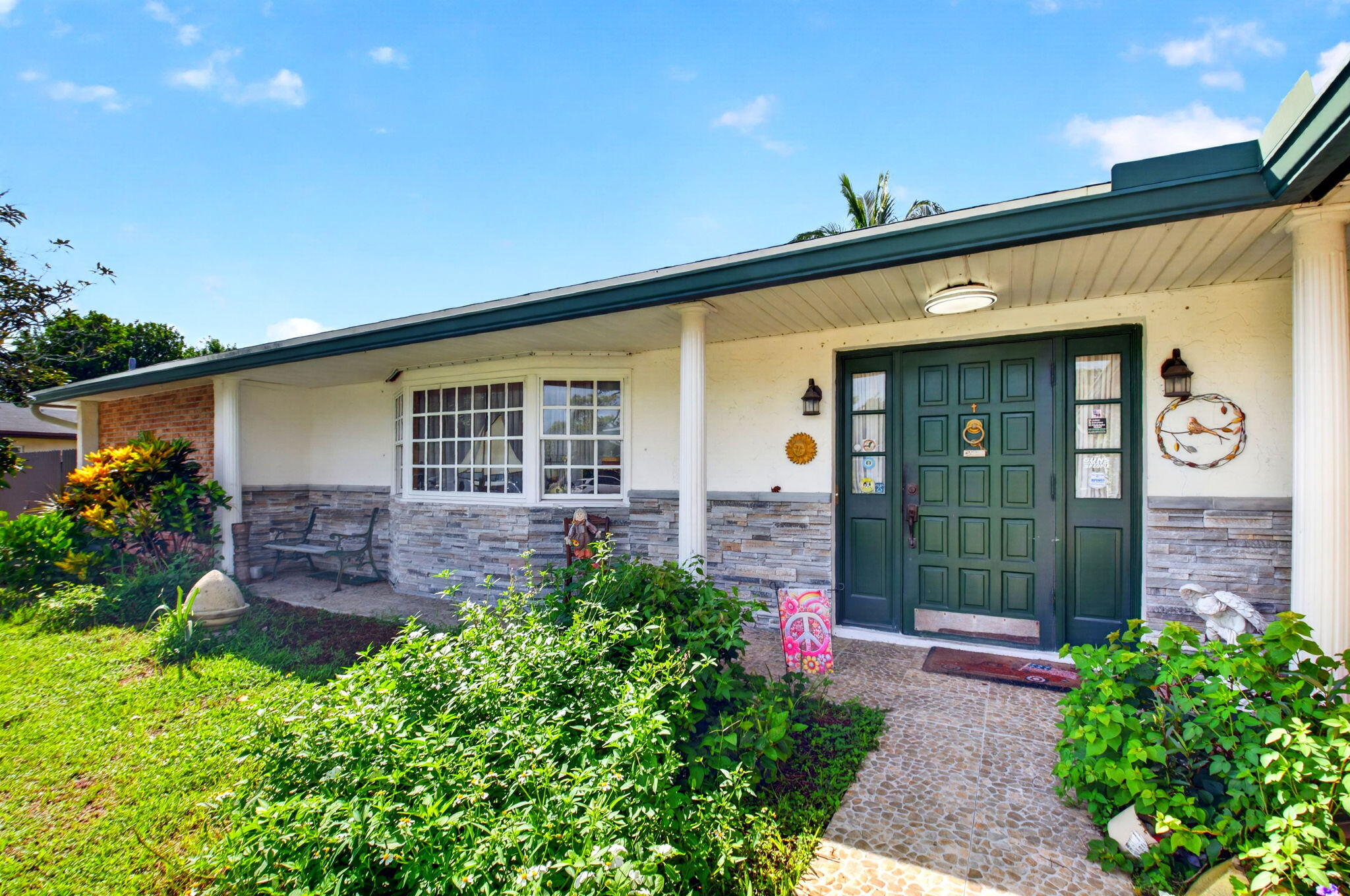 7866 SAINT ANDREWS Road Property Photo 1