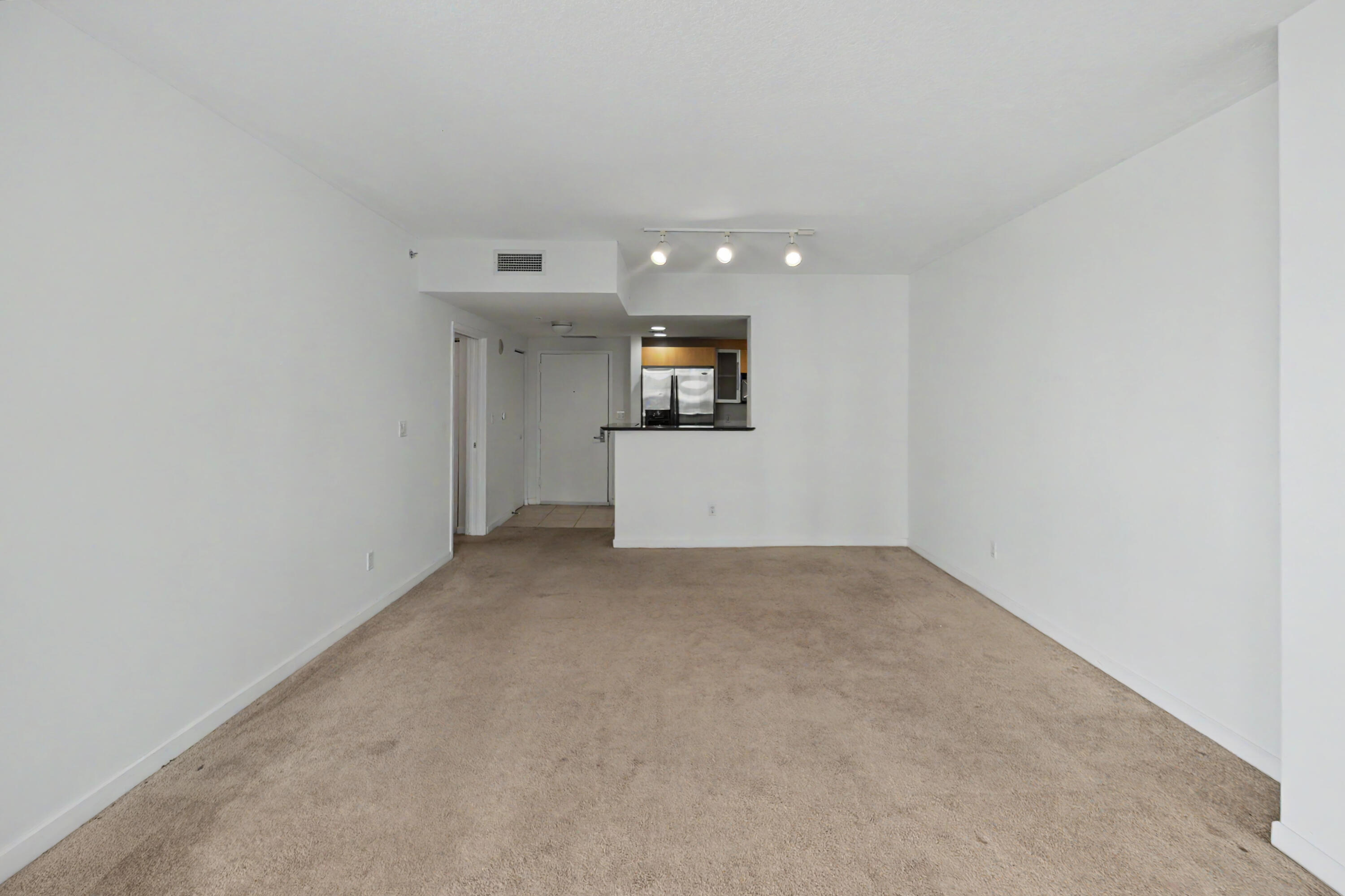 335 S Biscayne Boulevard 1002 Property Photo 7