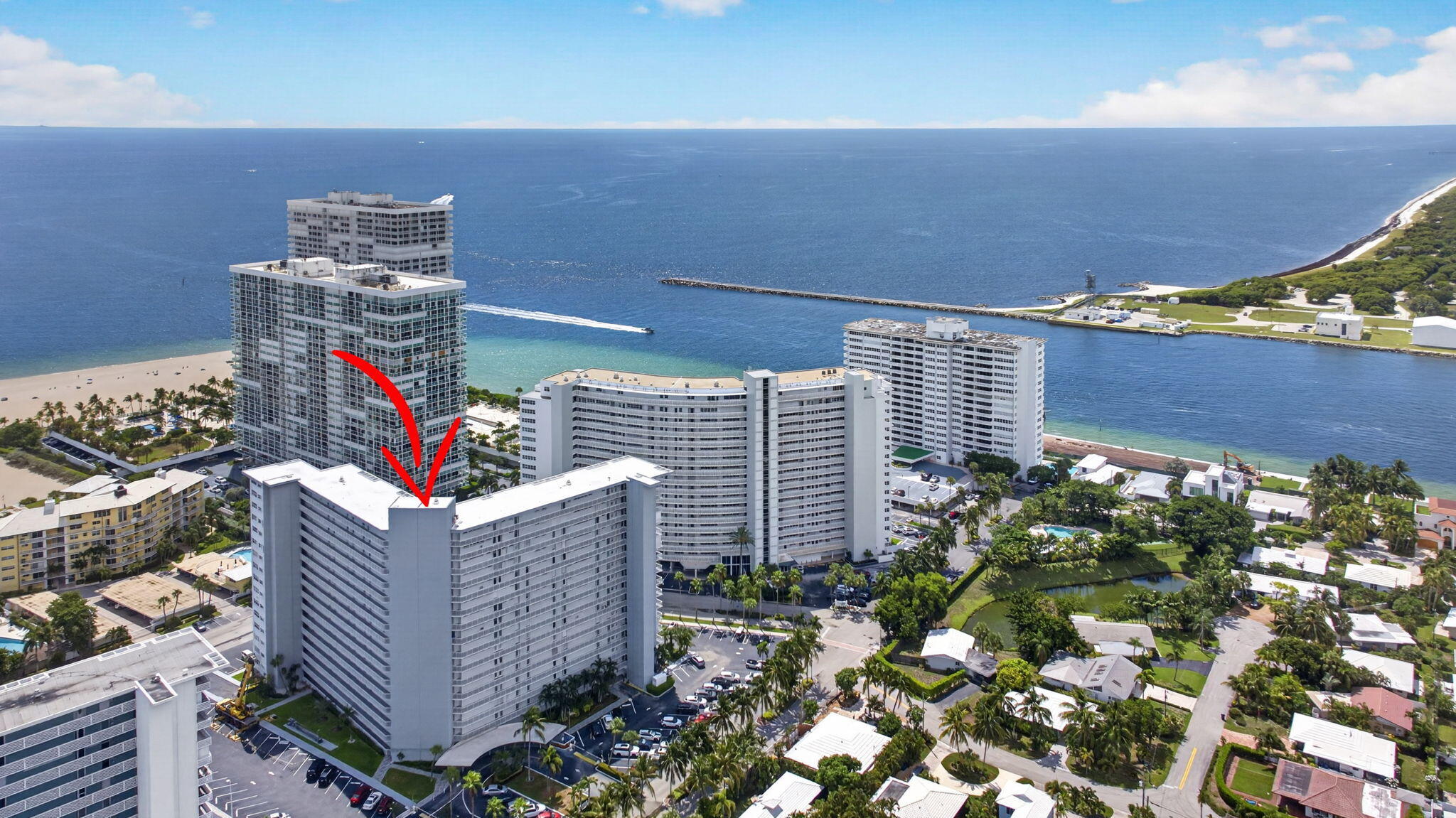 1920 S Ocean Drive 708 Property Photo 27