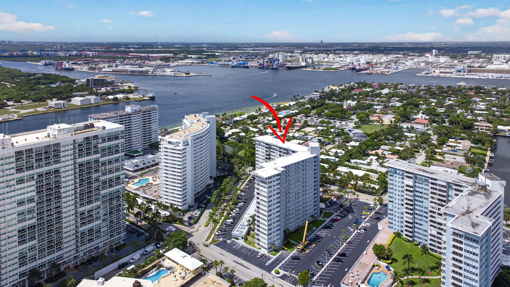 1920 S Ocean Drive 708 Property Photo 28