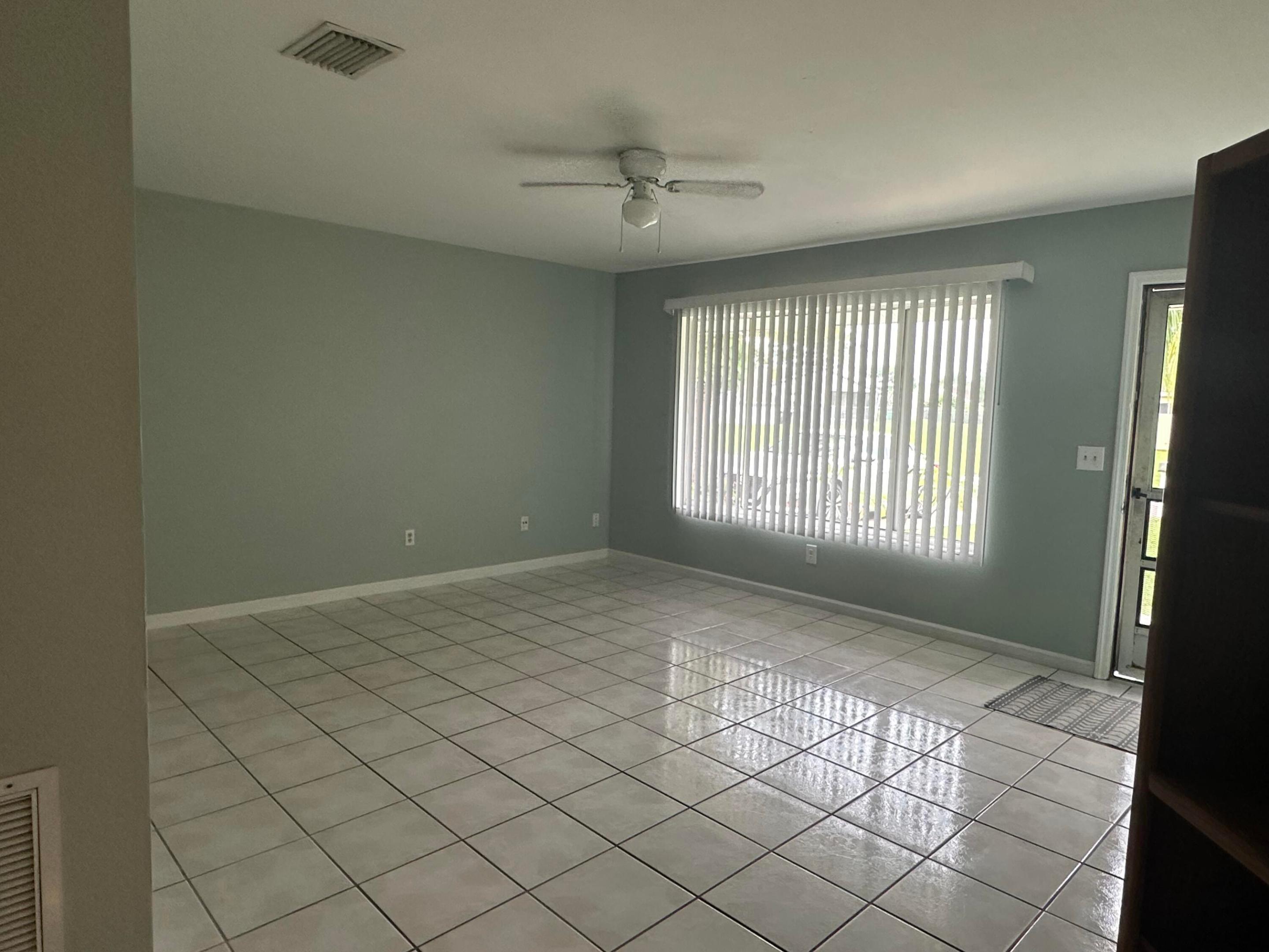 258 Sw Bridgeport Drive Property Photo 15