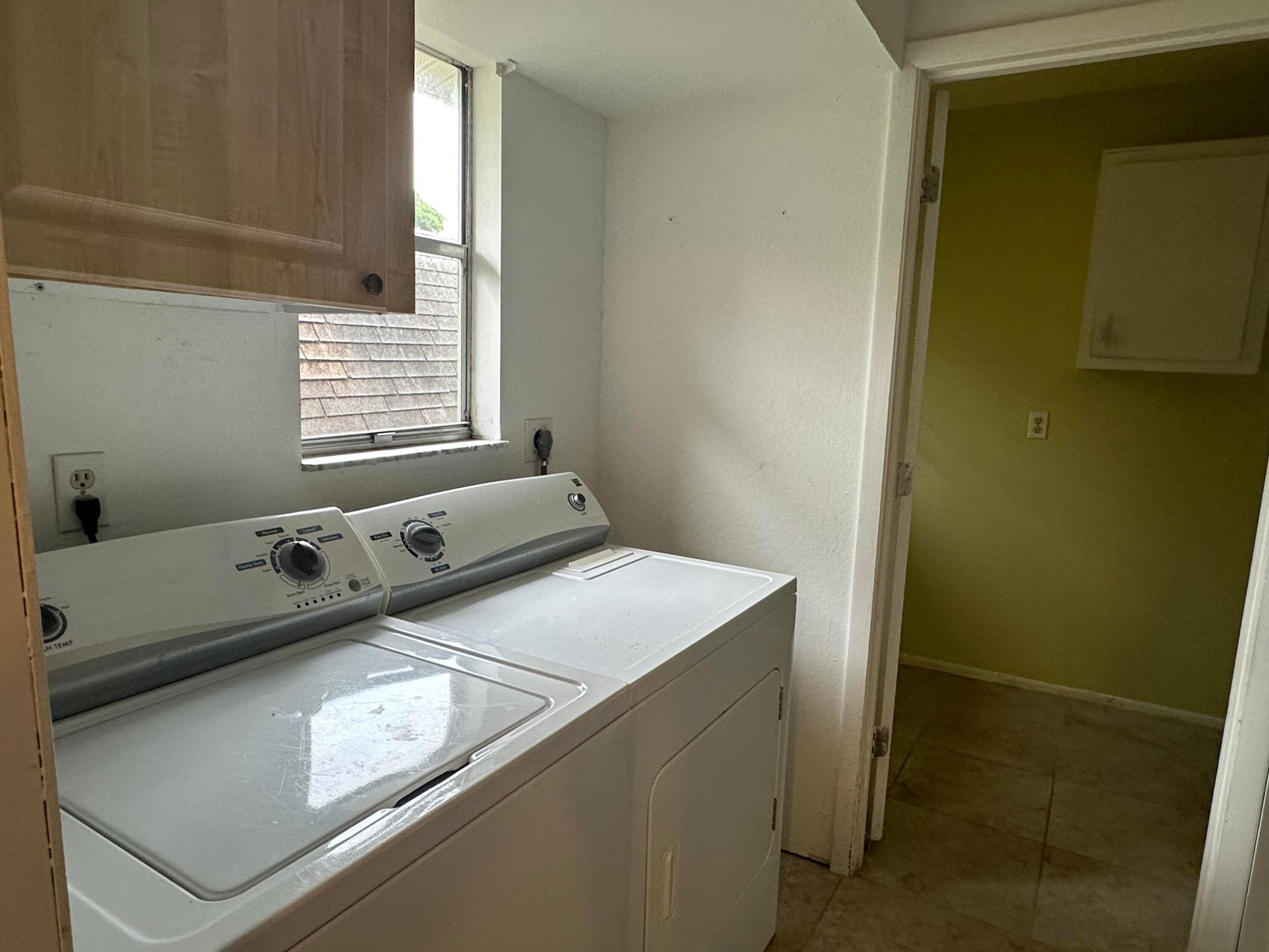 258 Sw Bridgeport Drive Property Photo 18