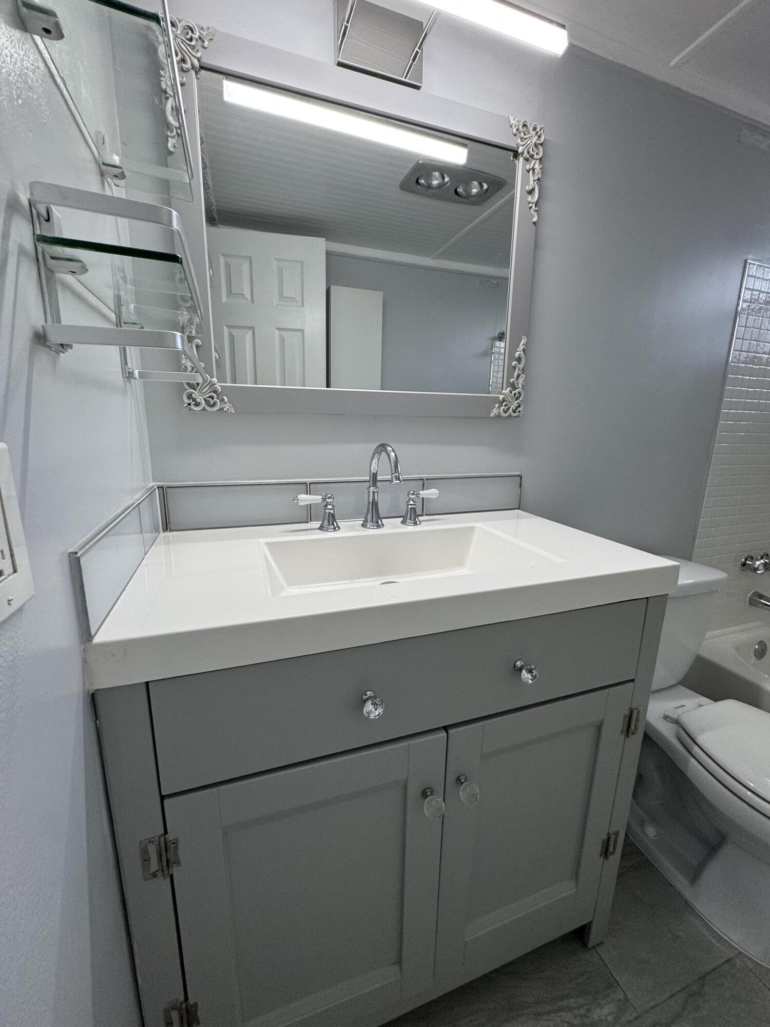 721 Lori Drive 206 Property Photo 16