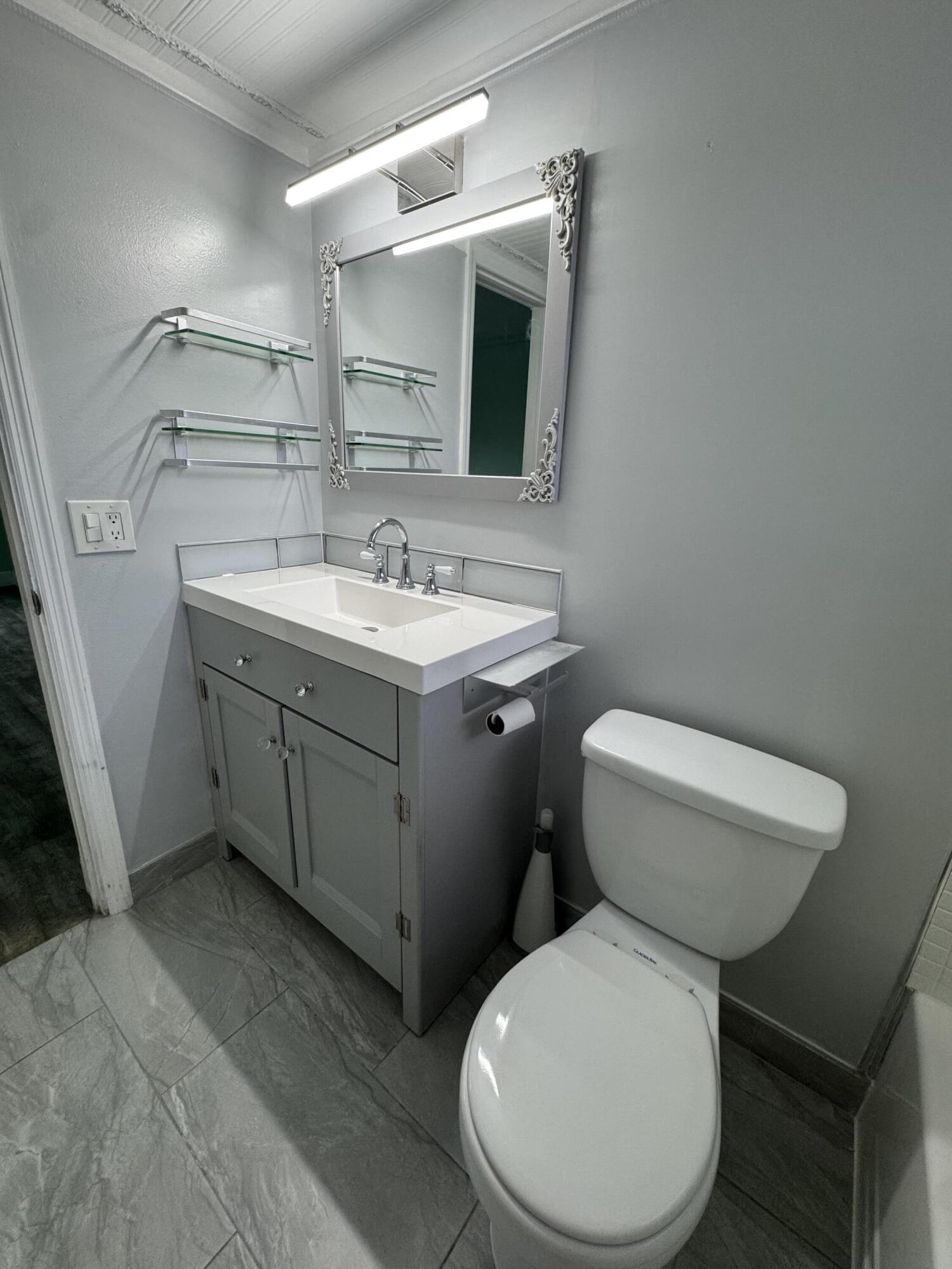 721 Lori Drive 206 Property Photo 17
