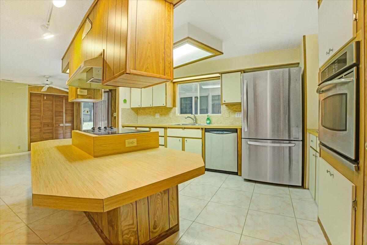109 Nw 51st Street Property Photo 12
