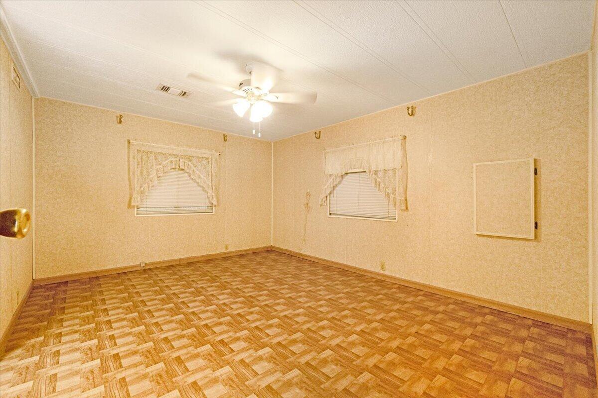 109 Nw 51st Street Property Photo 33