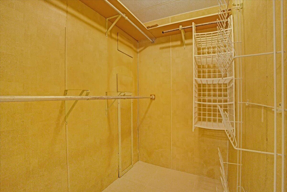 109 Nw 51st Street Property Photo 35