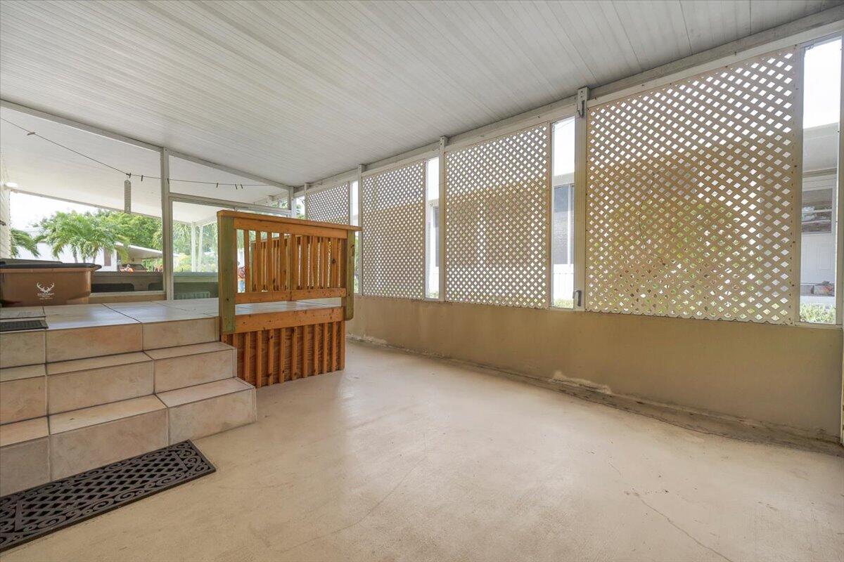 109 Nw 51st Street Property Photo 40