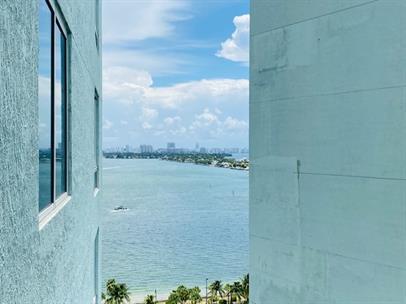 1900 N Bayshore Drive 1705 Property Photo 9