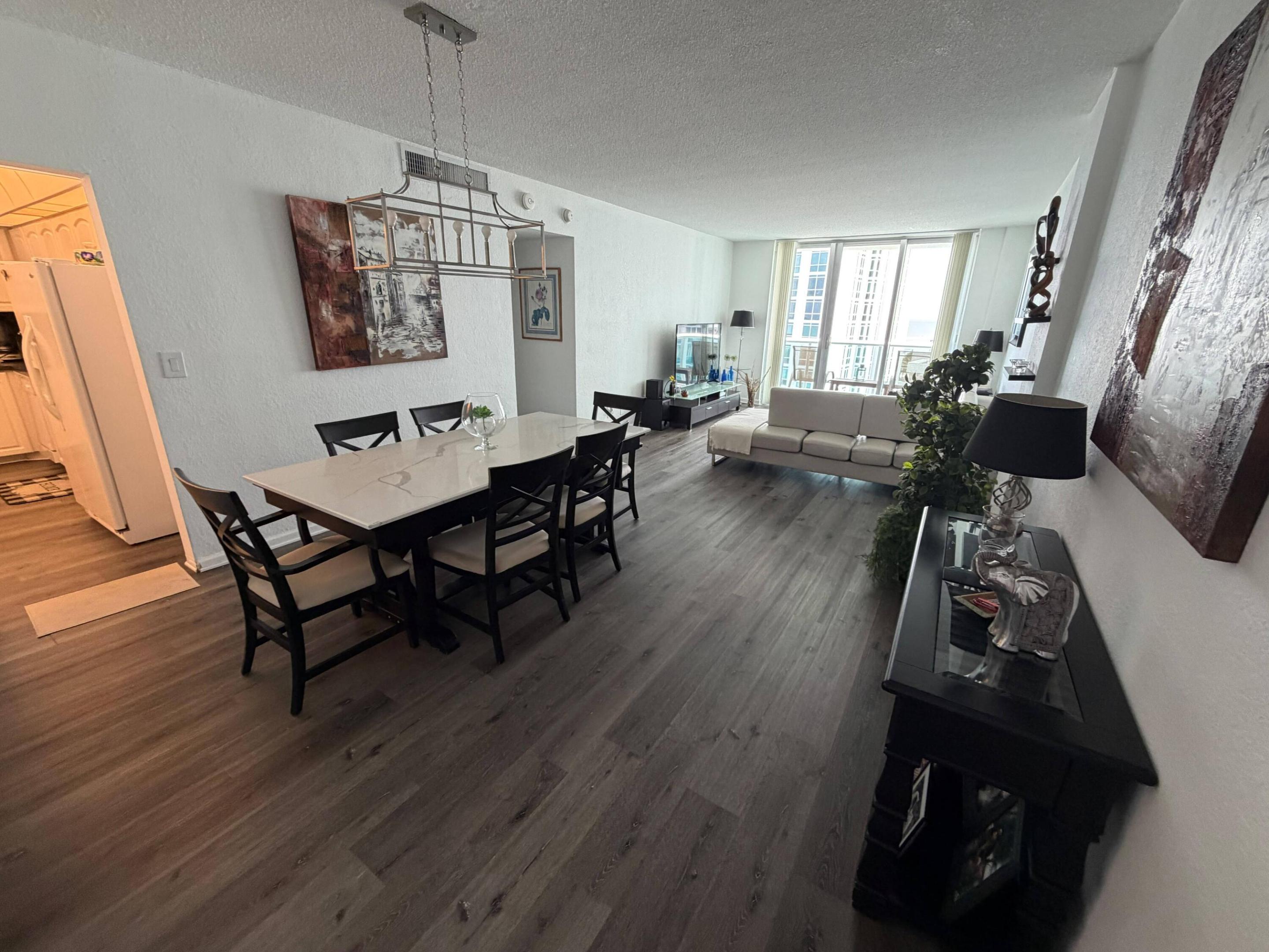 3901 S Ocean Drive 10j Property Photo 4